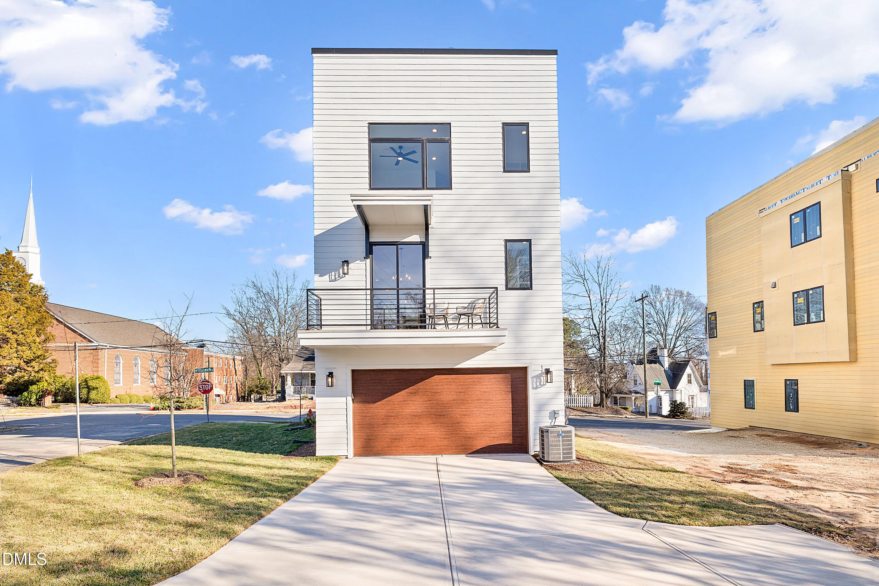 813 N Roxboro Street Property Photo 67