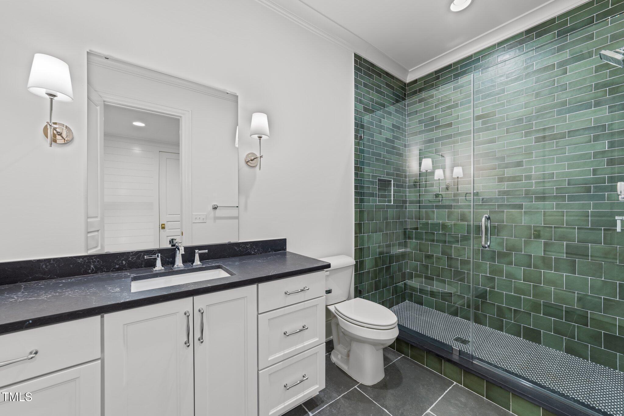 126 E Drewry Lane Property Photo 46