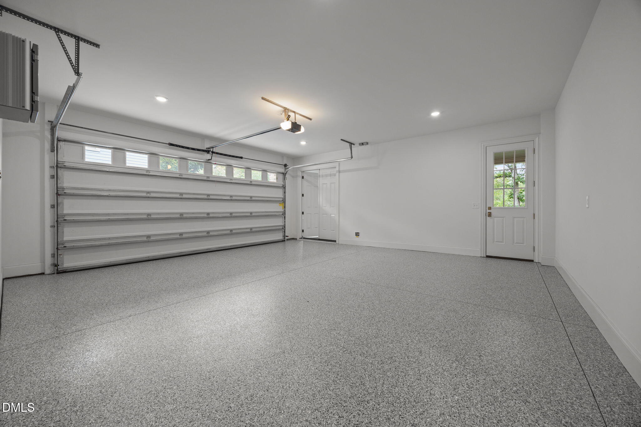 126 E Drewry Lane Property Photo 49