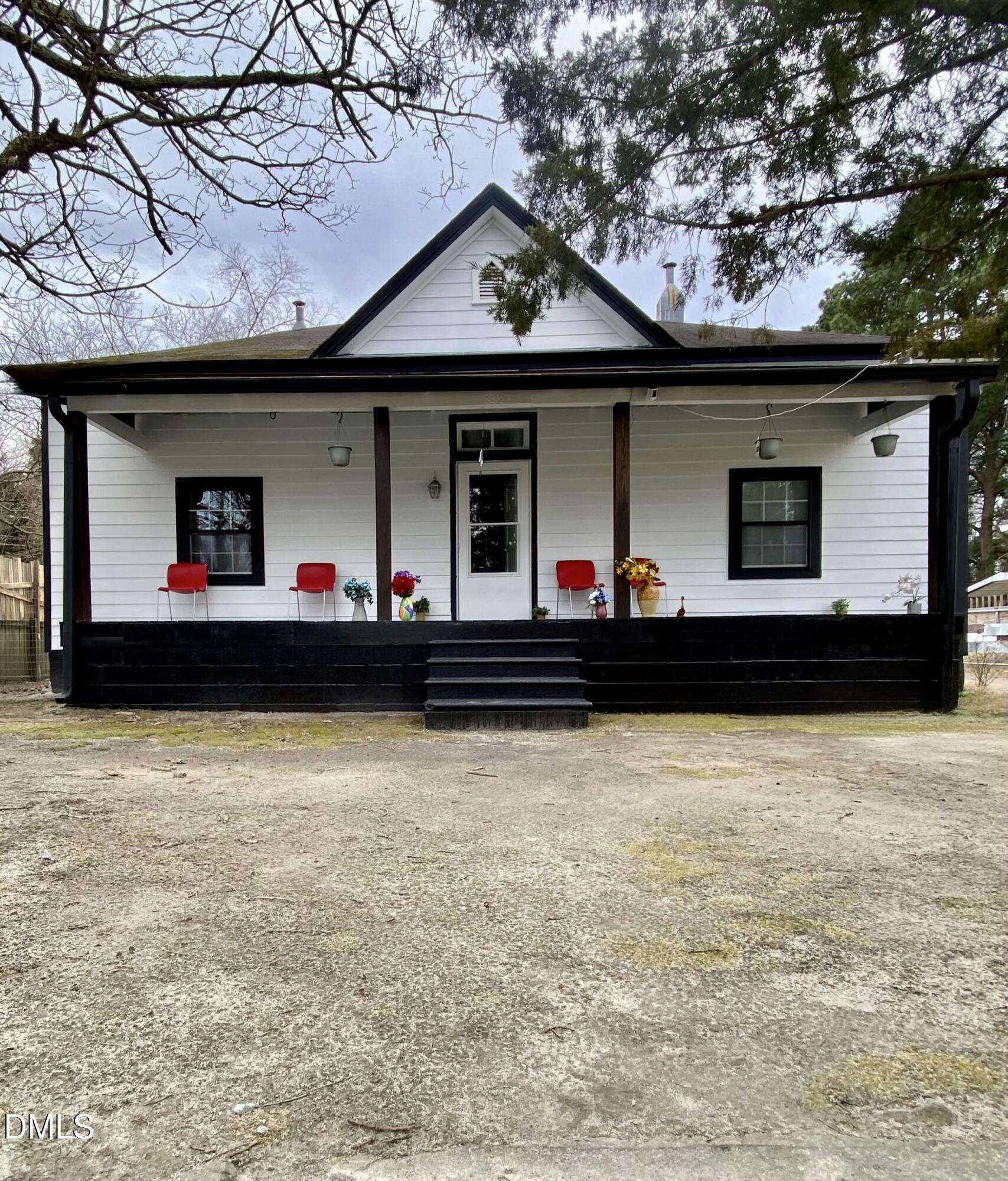 332 Chavasse Avenue Property Photo 1