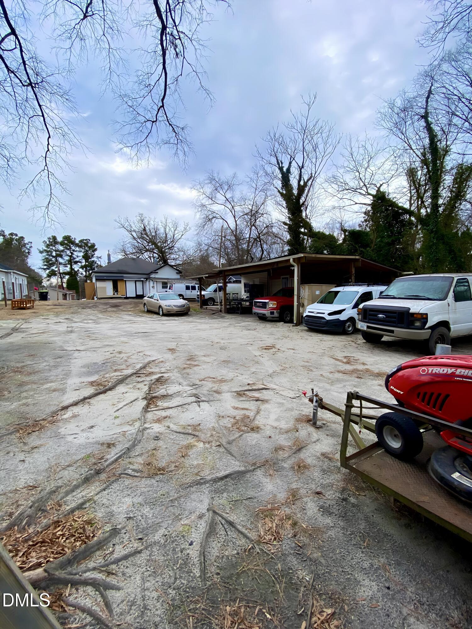 332 Chavasse Avenue Property Photo 13