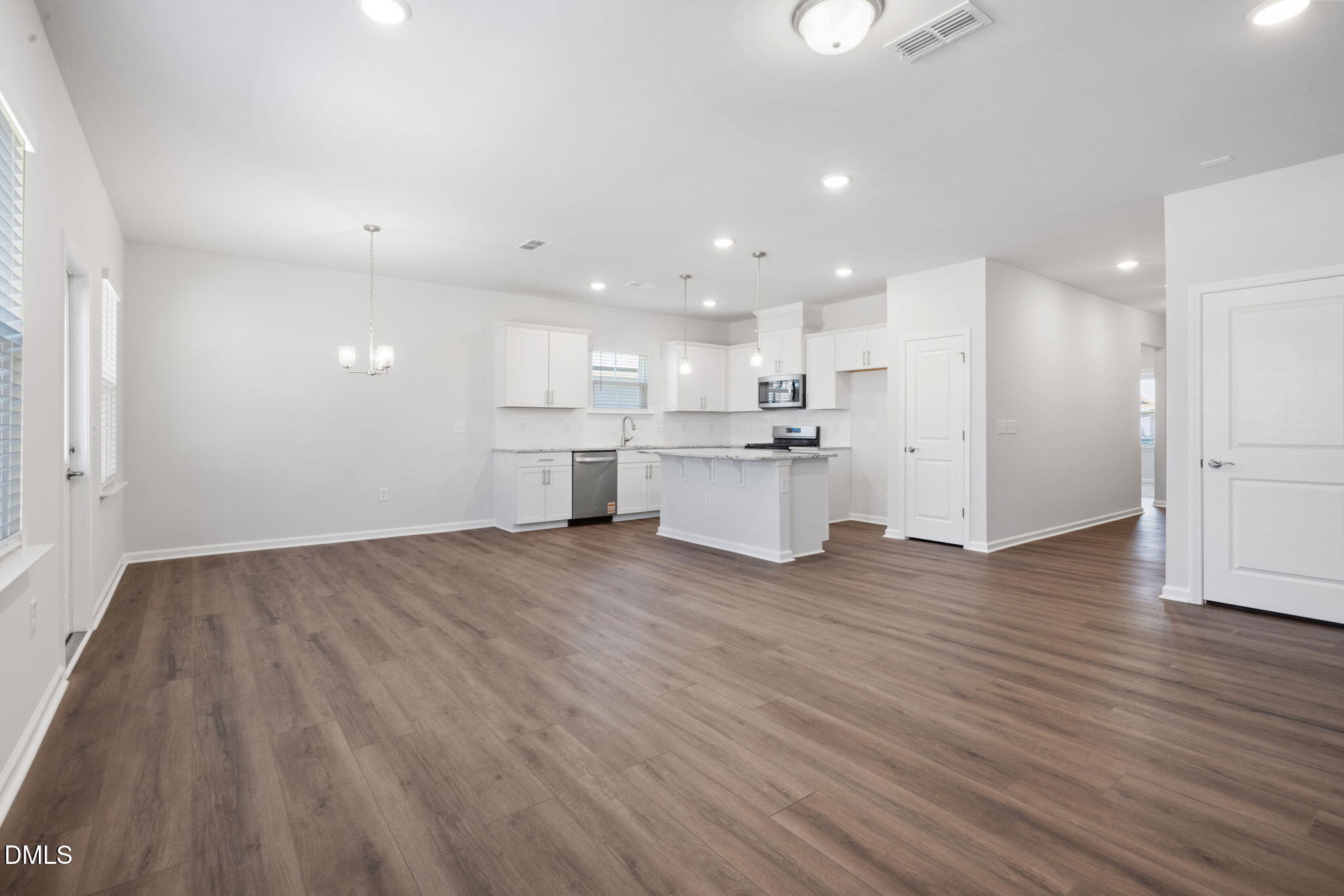 348 Broomside Avenue Property Photo 4