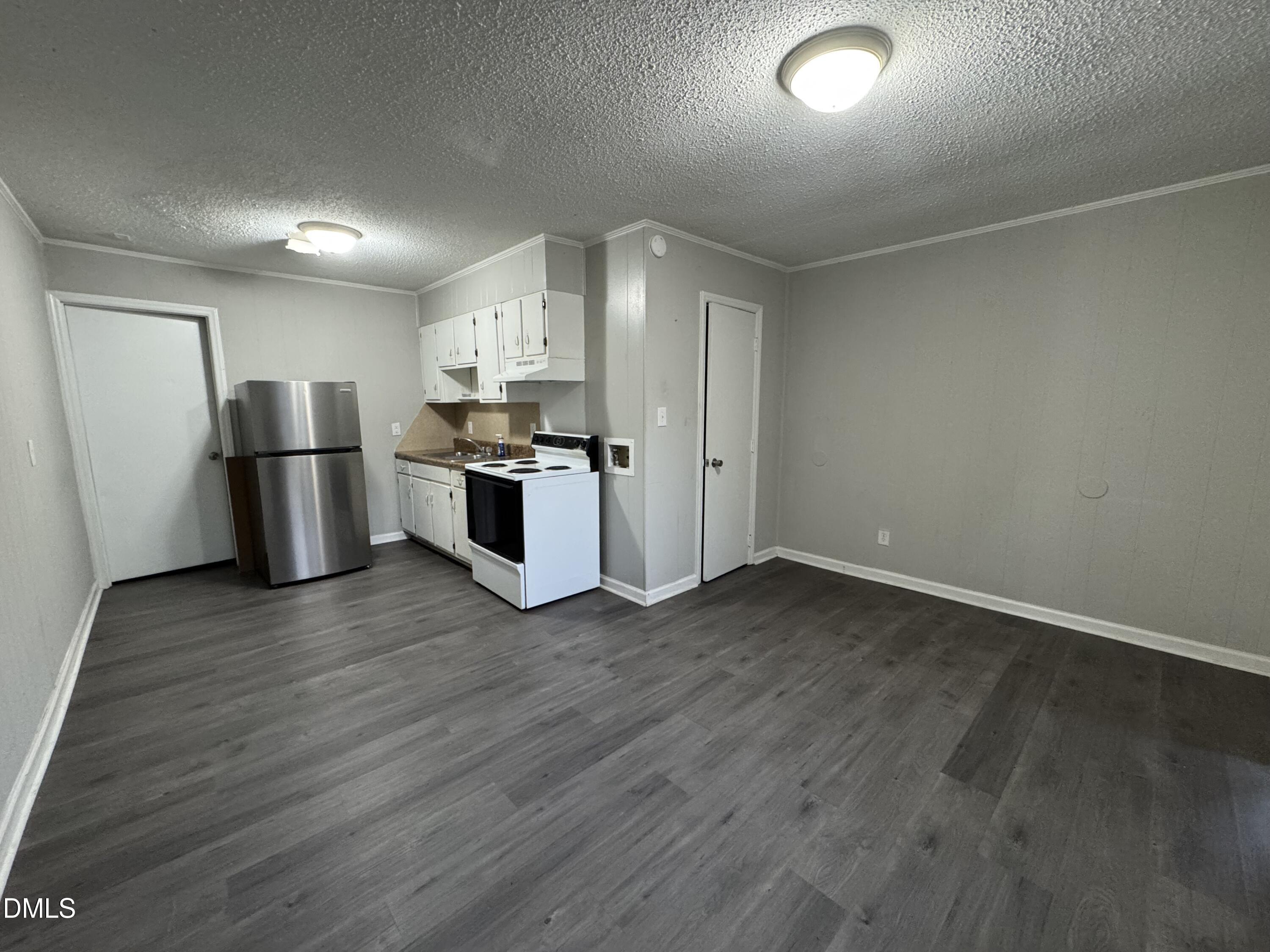 1014 Sedgefield Street Property Photo 10