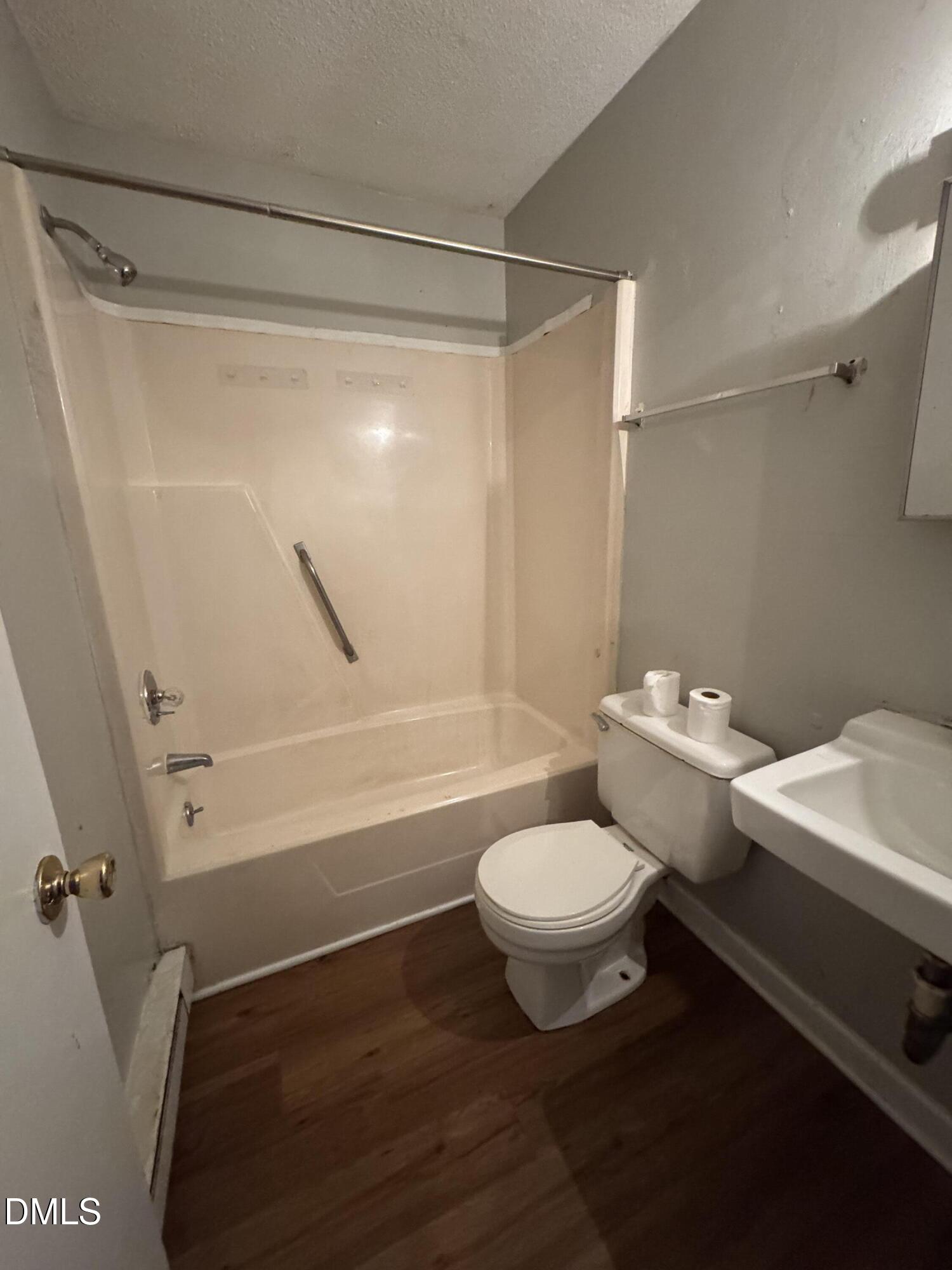 1014 Sedgefield Street Property Photo 12