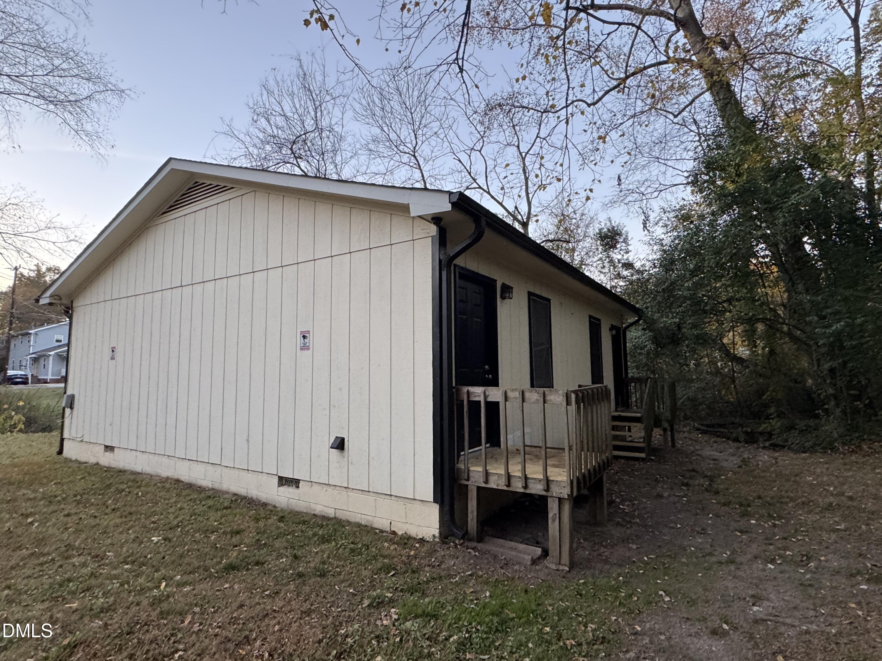 1014 Sedgefield Street Property Photo 14