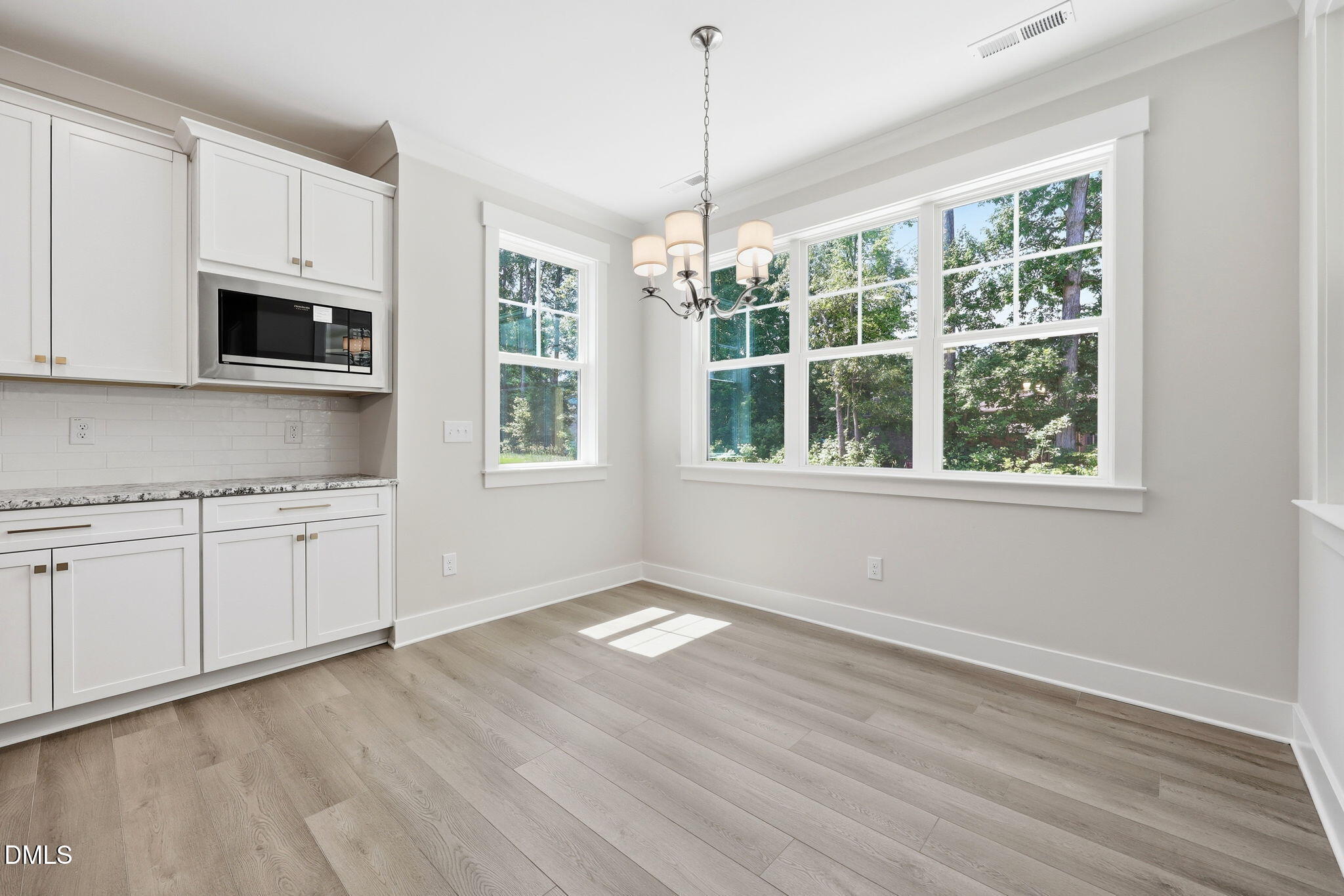 1122 Brookfield Drive Property Photo 10