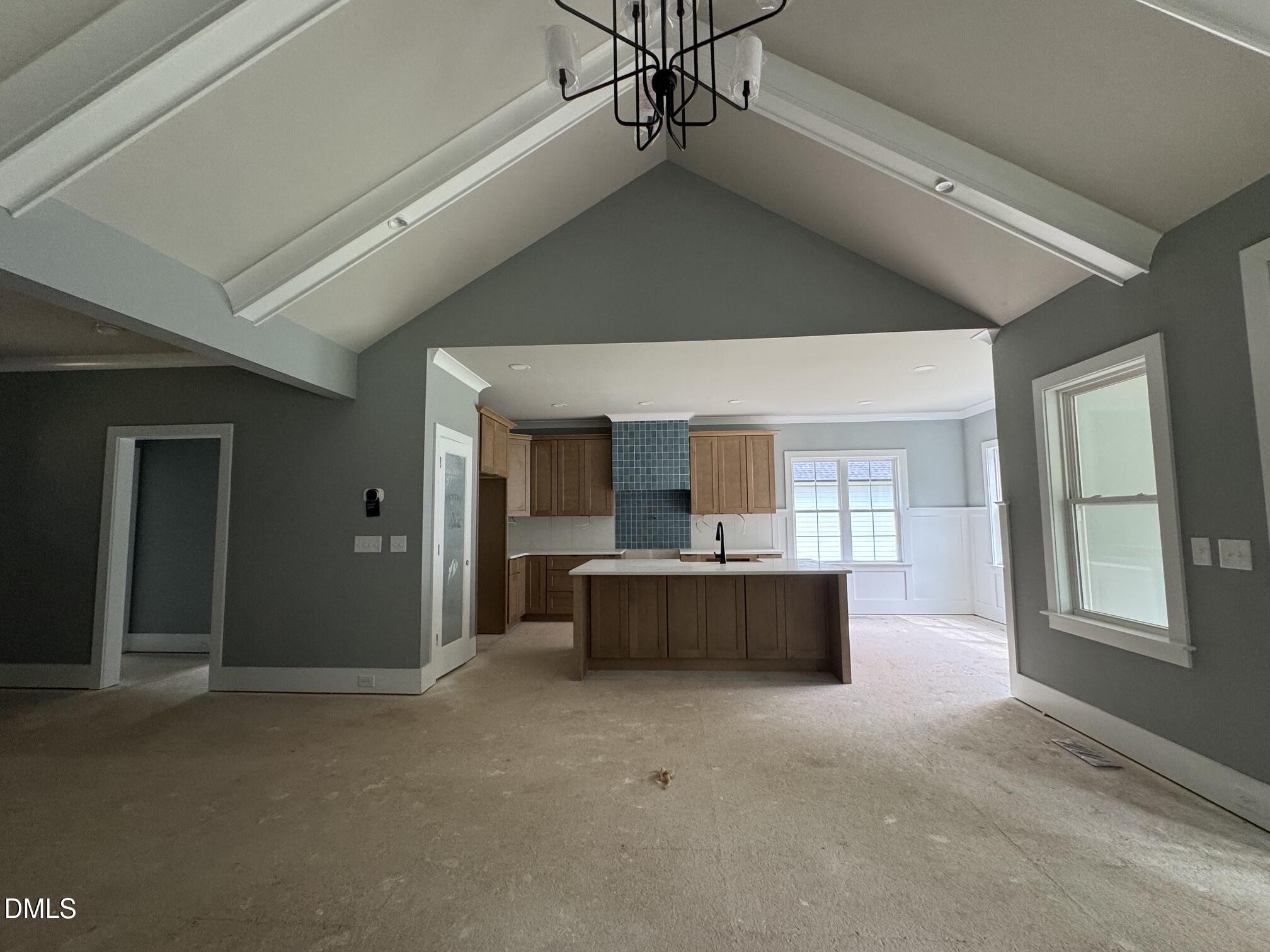 935 Lynch Road Property Photo 4