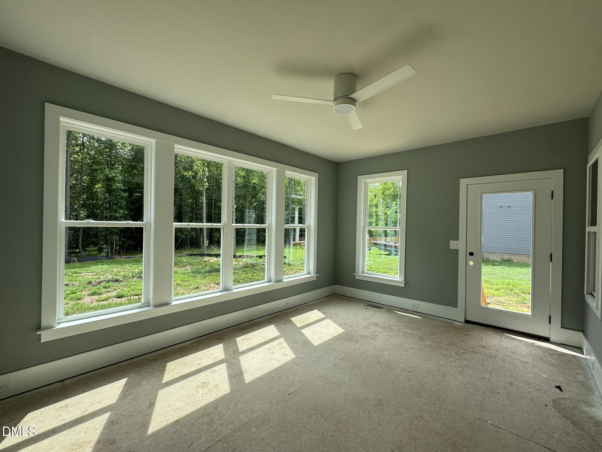 935 Lynch Road Property Photo 12