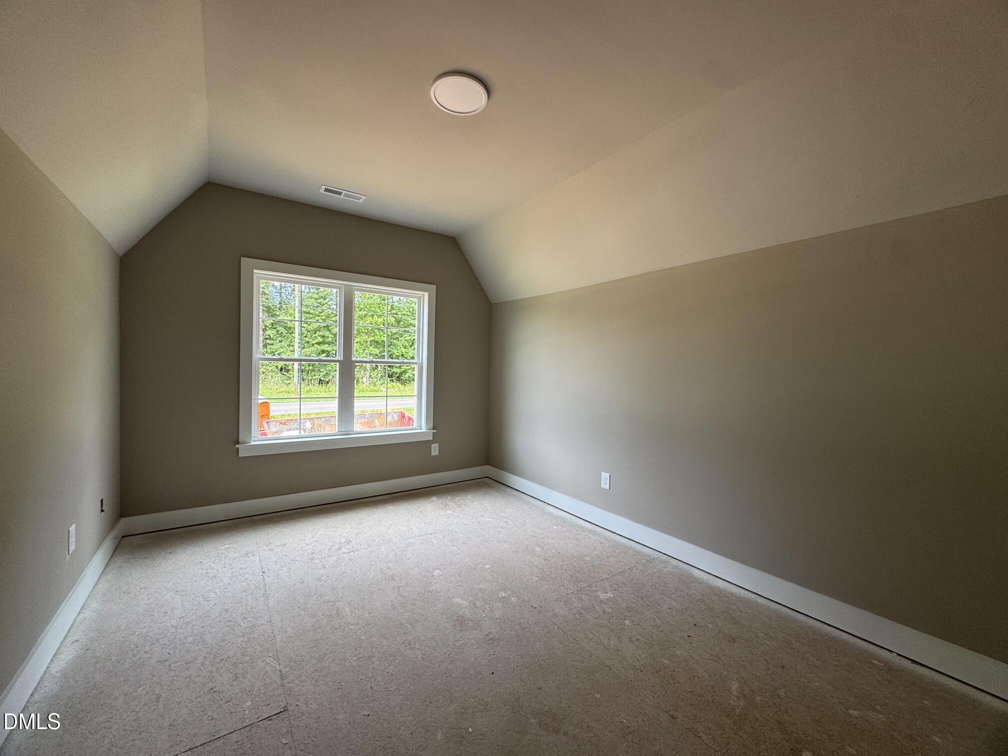 935 Lynch Road Property Photo 21