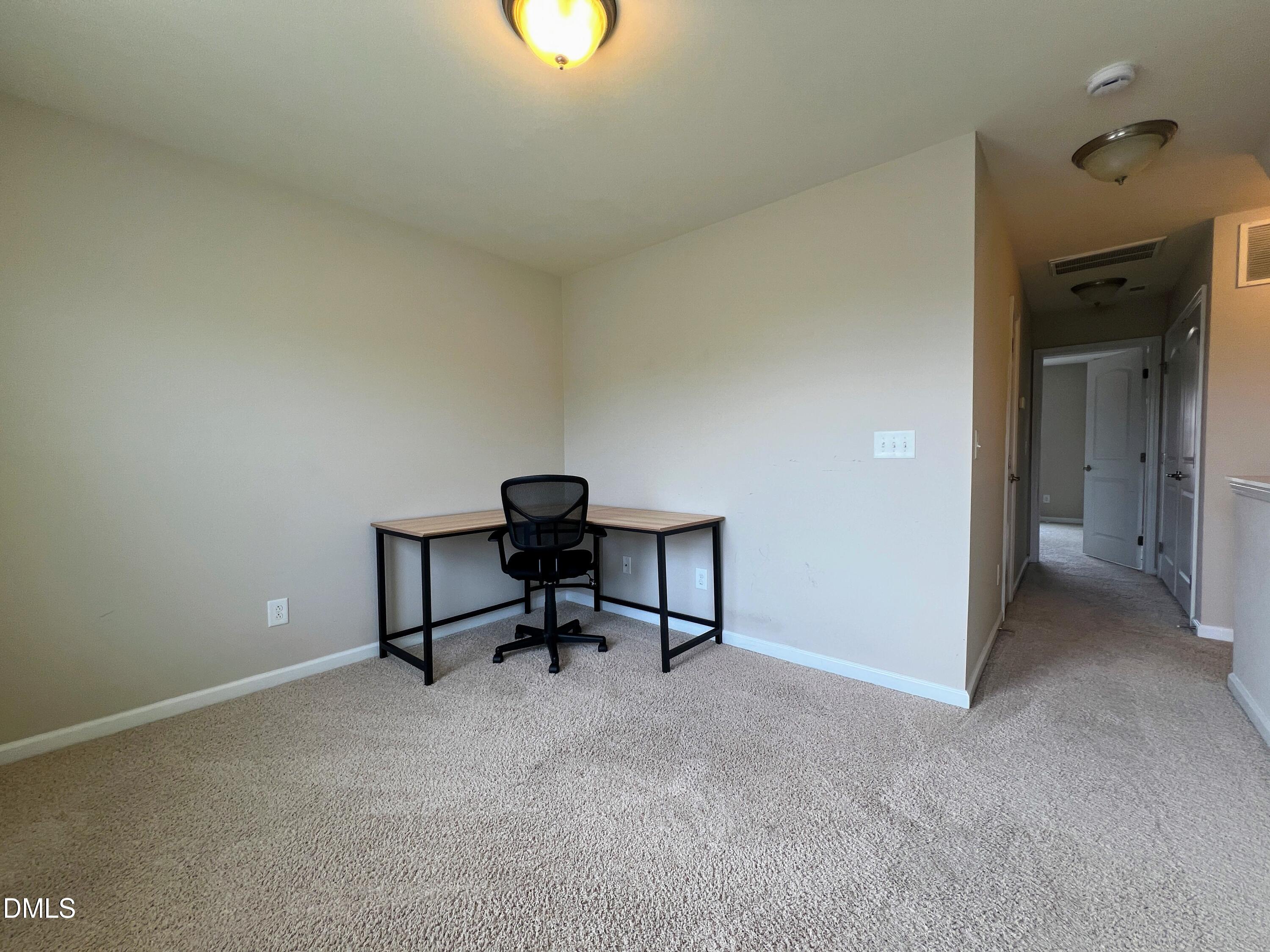 15 Pilatus Drive Property Photo 10