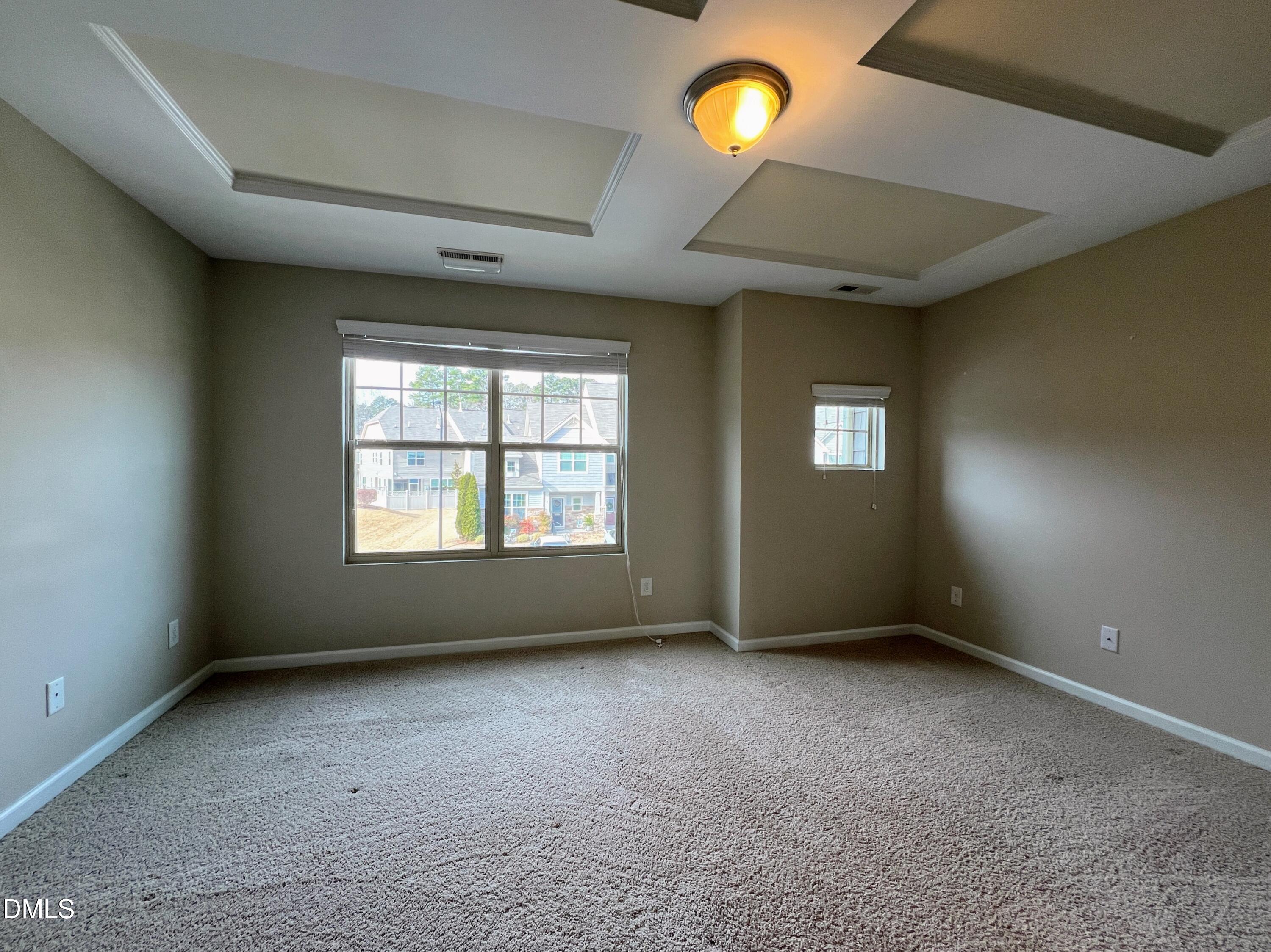 15 Pilatus Drive Property Photo 13