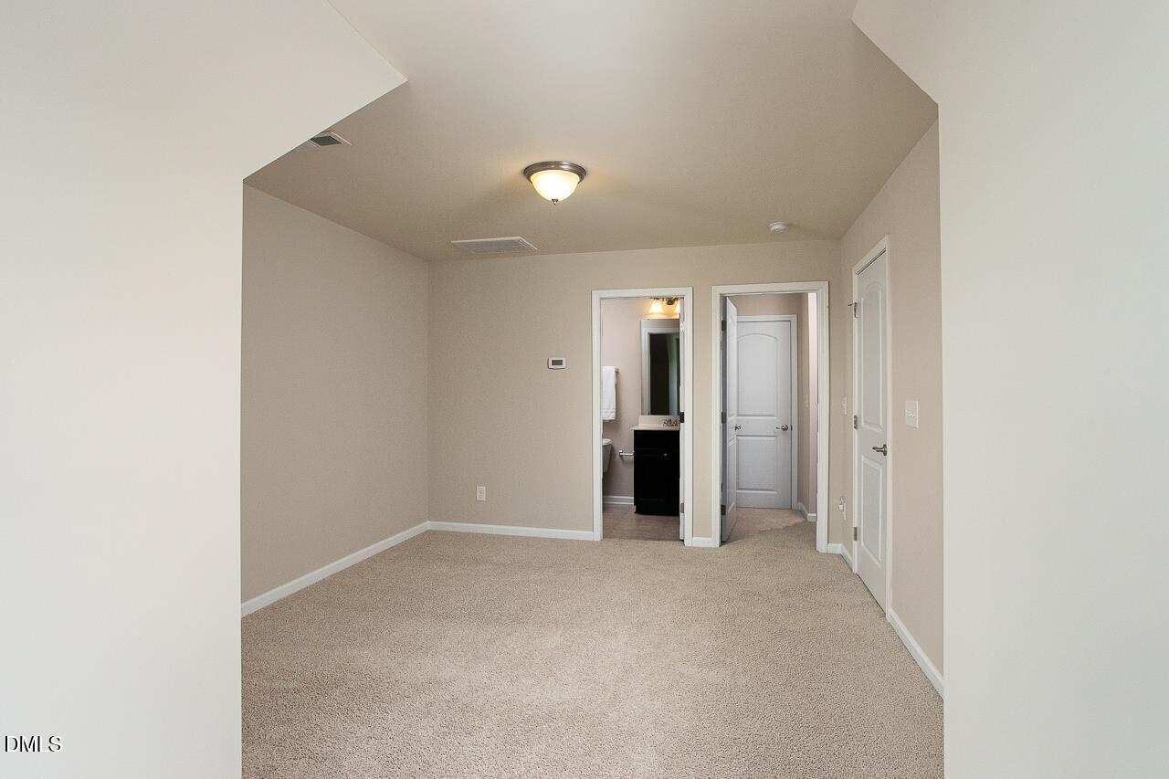 15 Pilatus Drive Property Photo 20