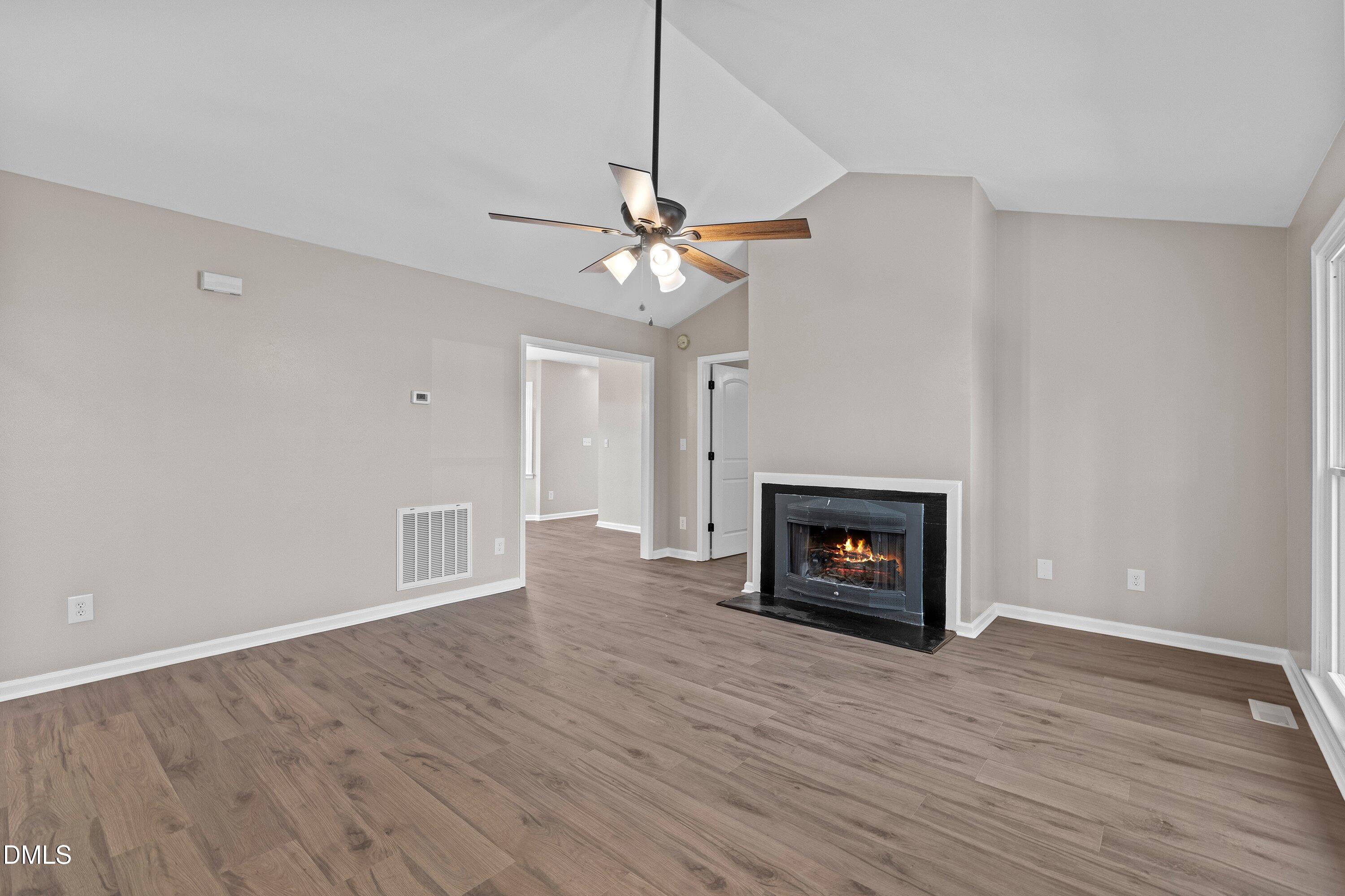 113 Chatham Court Property Photo 7