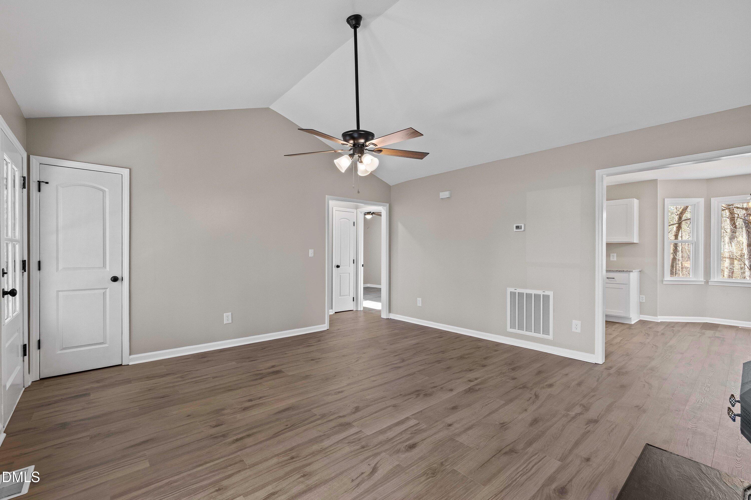 113 Chatham Court Property Photo 10