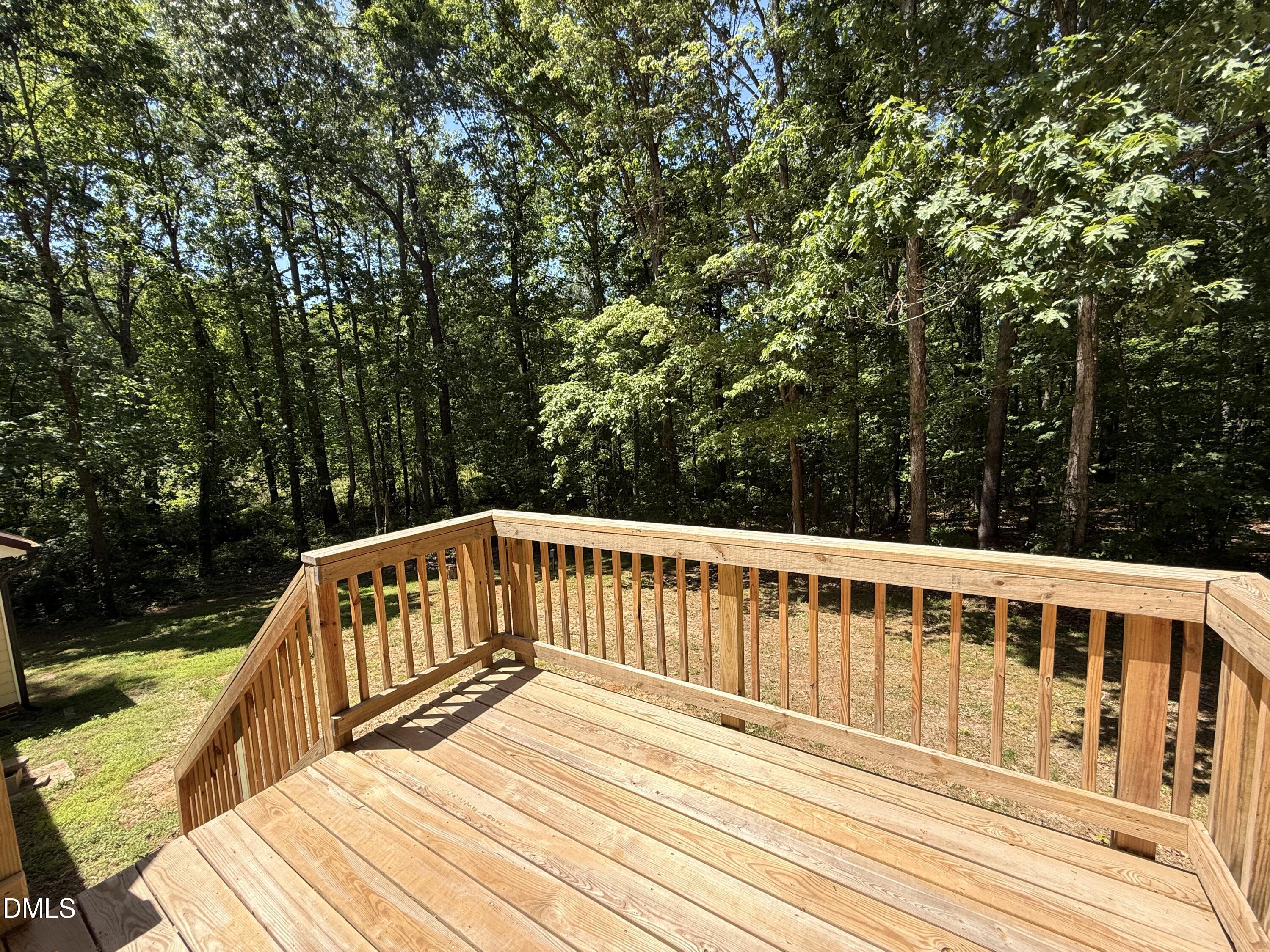 113 Chatham Court Property Photo 32