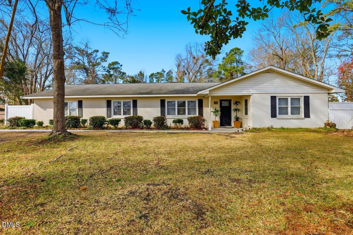 810 Williams Road Property Photo 1