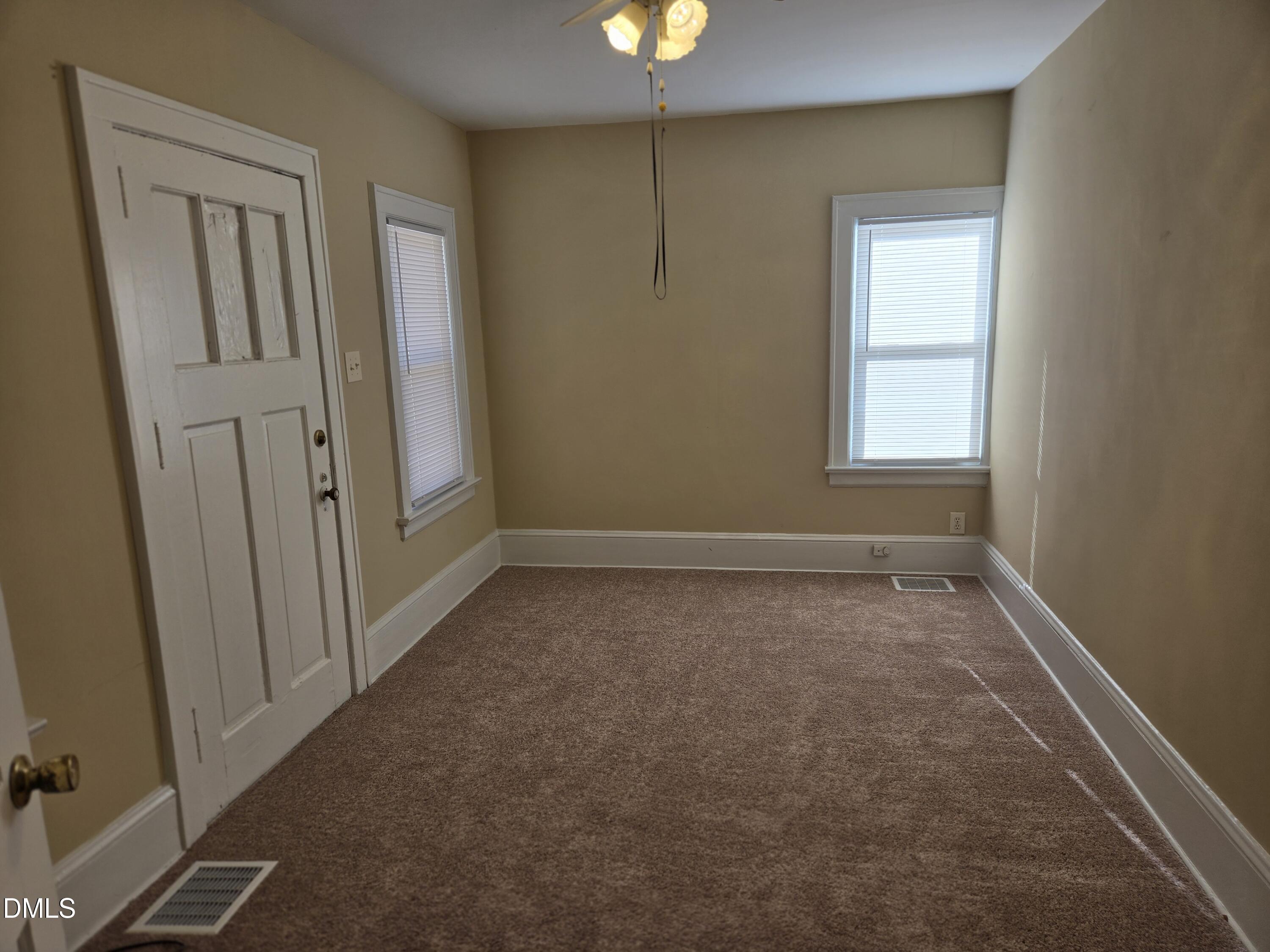 205 N Smithfield Road Property Photo 4