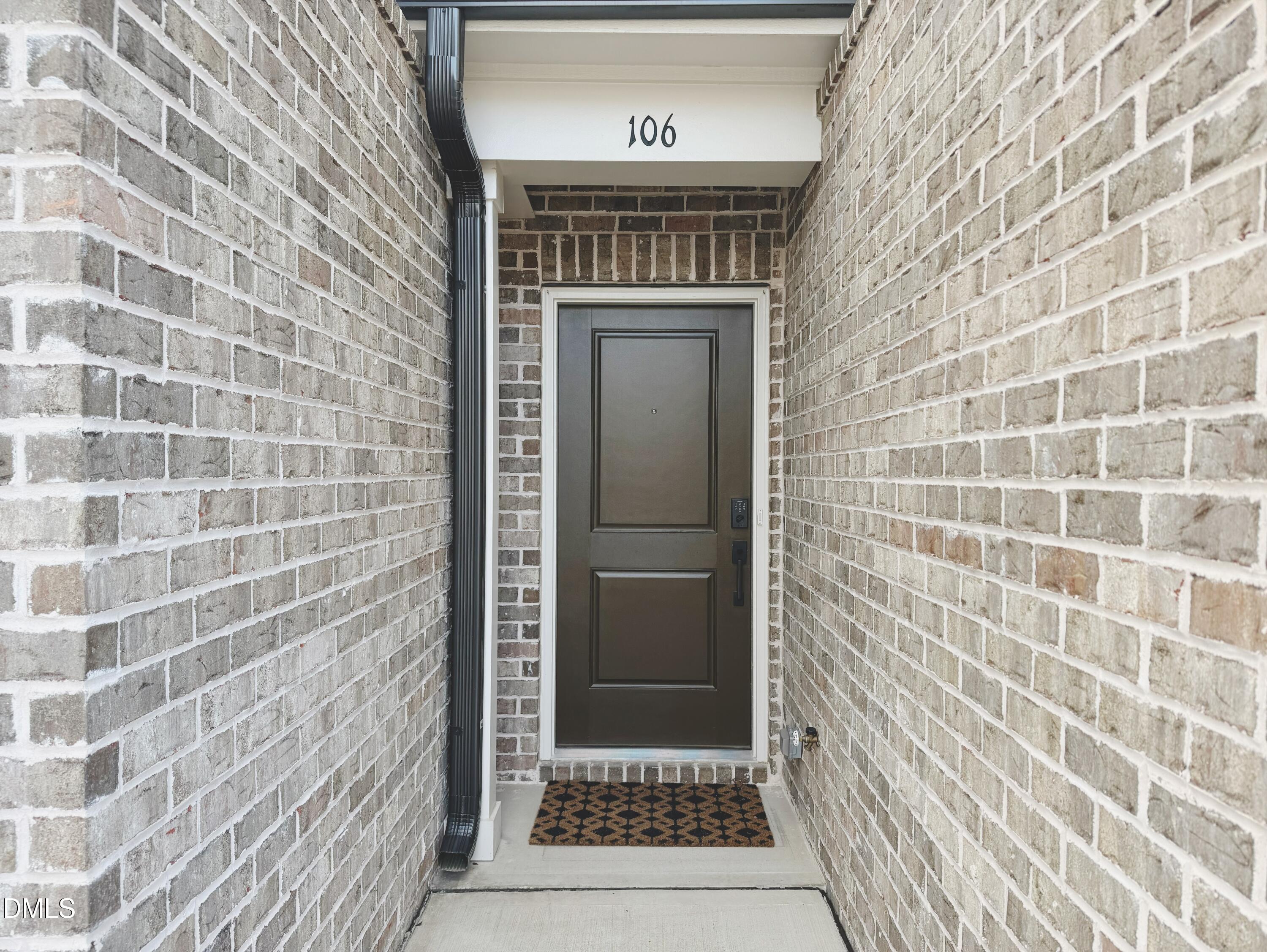 106 Periwinkle Place Property Photo 3