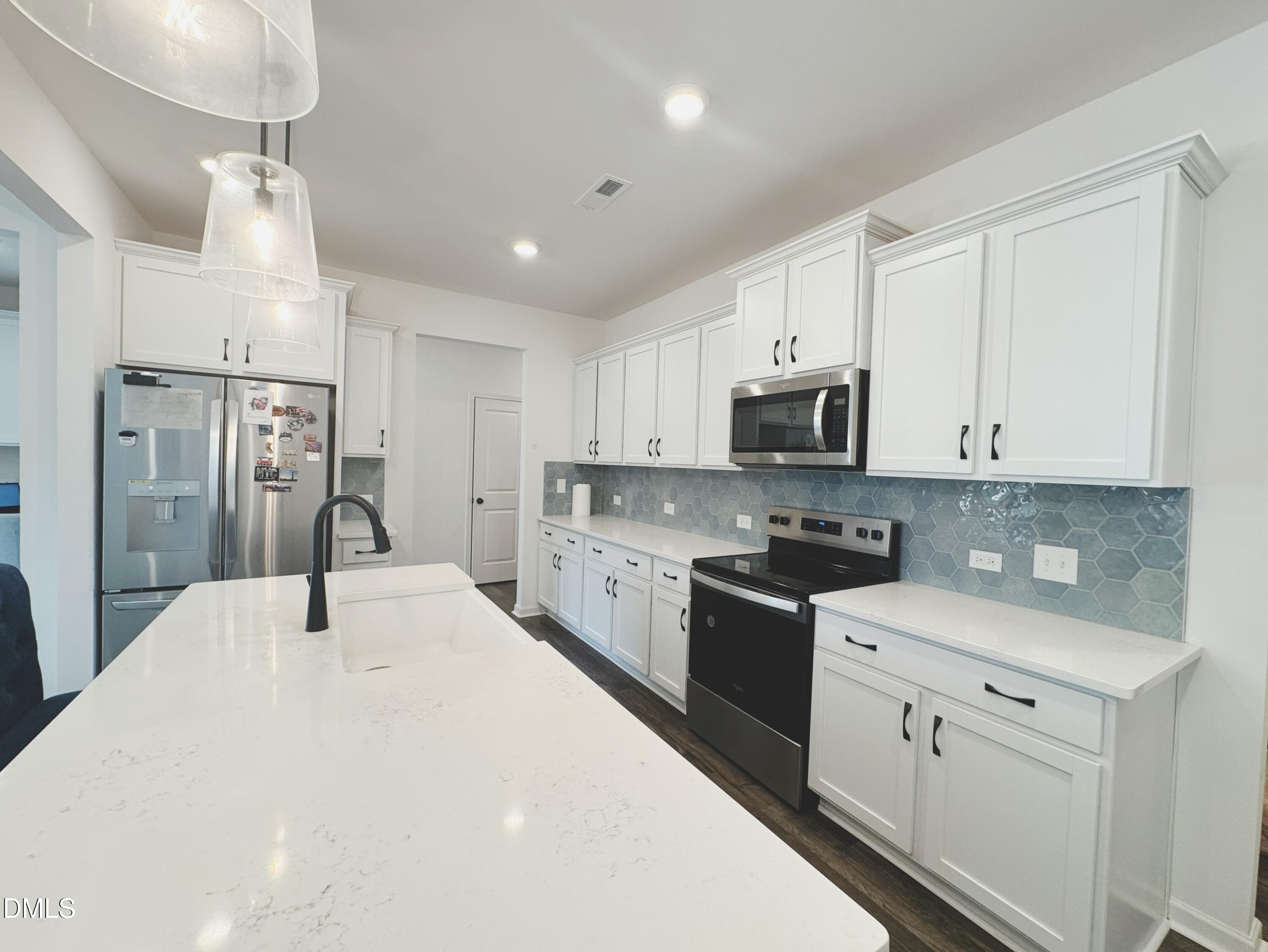 106 Periwinkle Place Property Photo 10