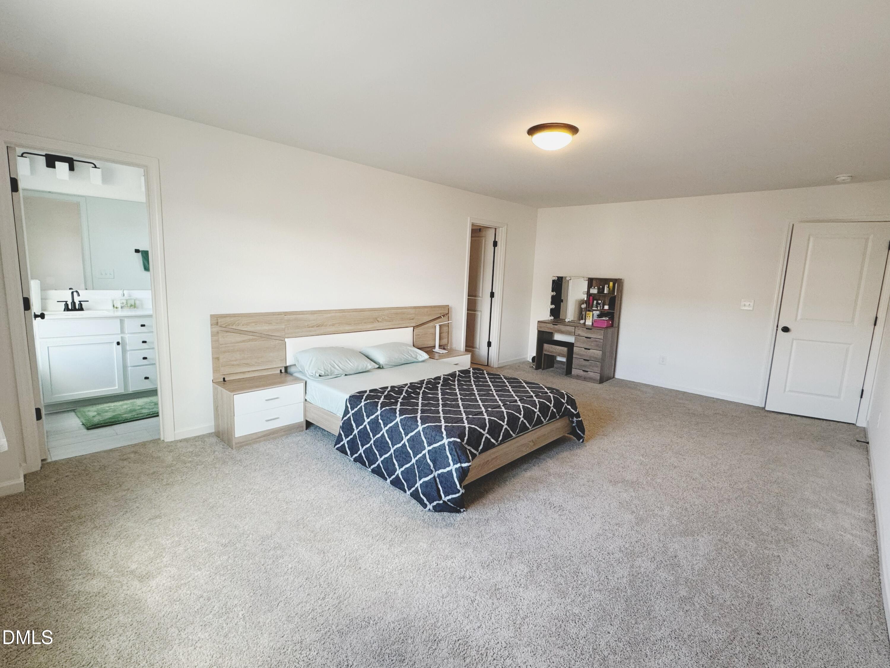 106 Periwinkle Place Property Photo 11