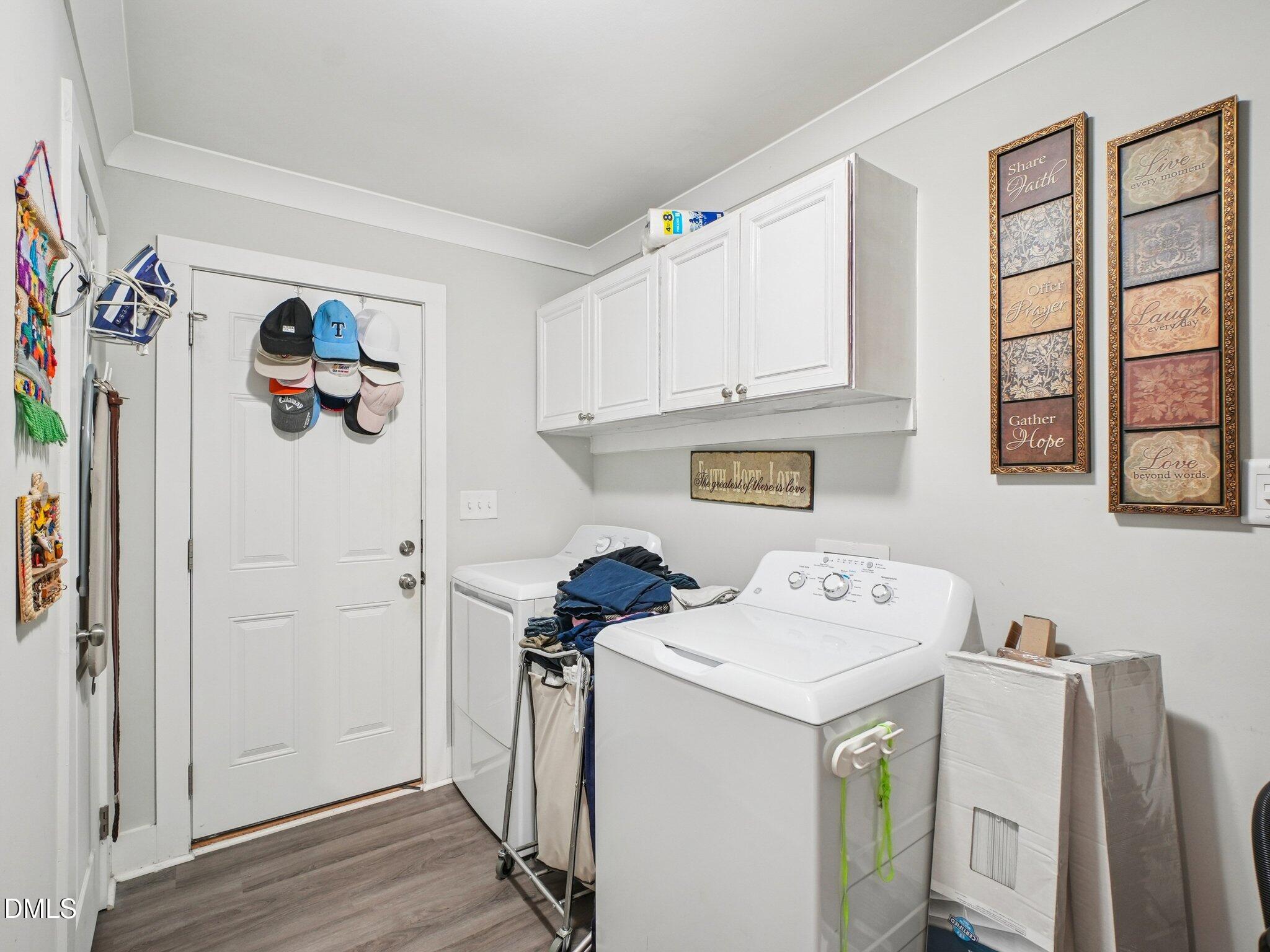 8024 Deer Meadow Drive Property Photo 14
