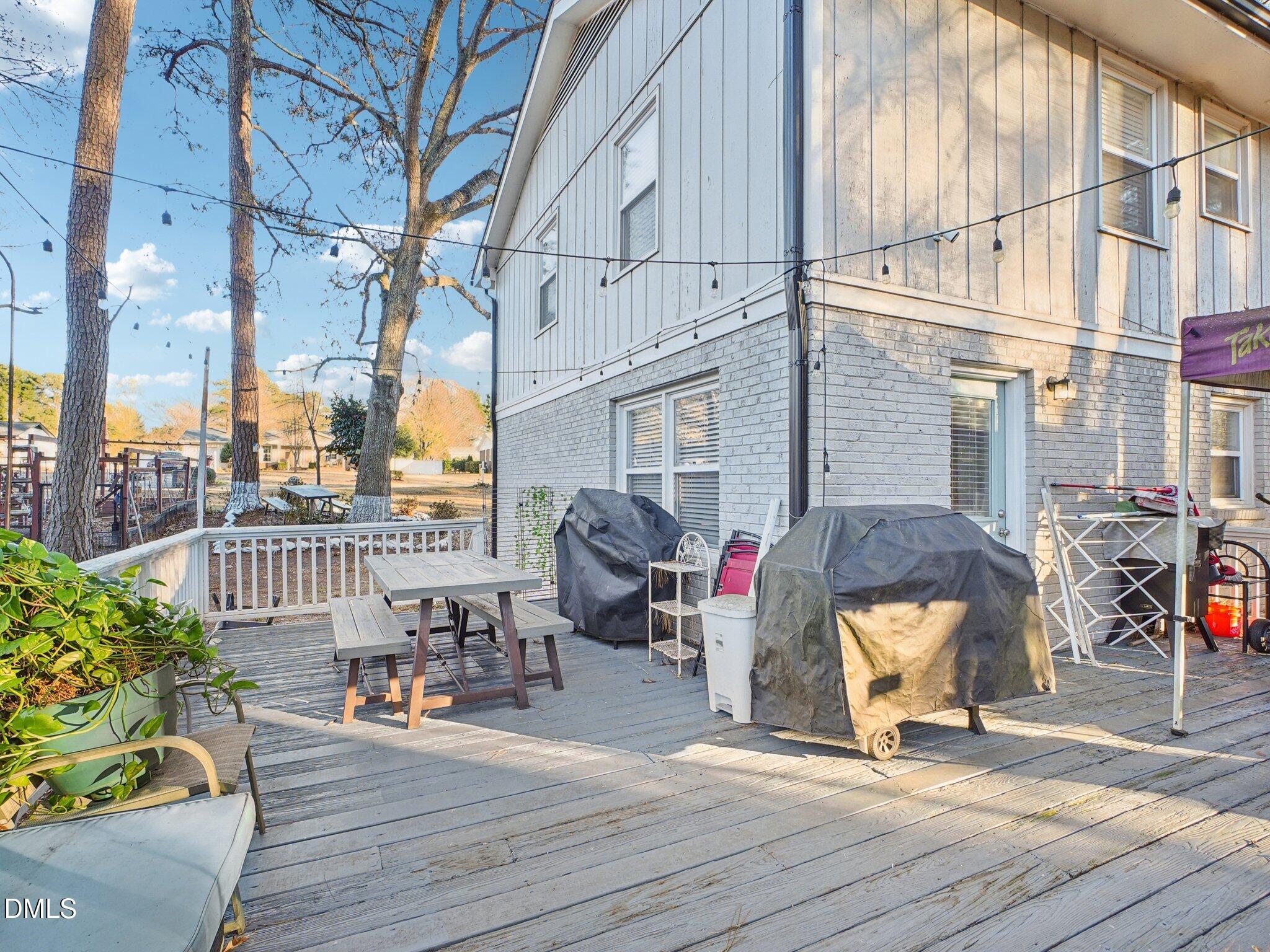 8024 Deer Meadow Drive Property Photo 20