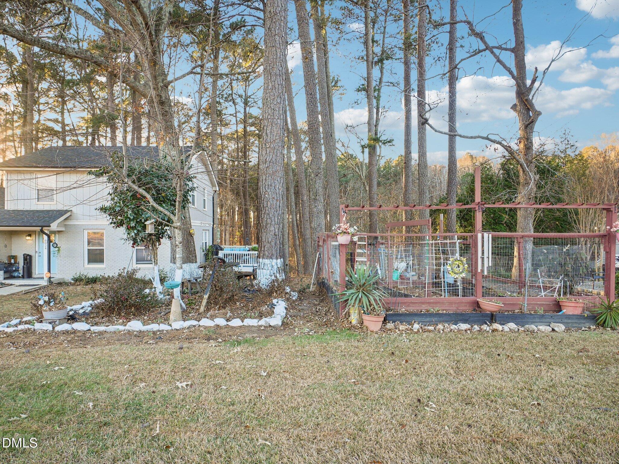 8024 Deer Meadow Drive Property Photo 23