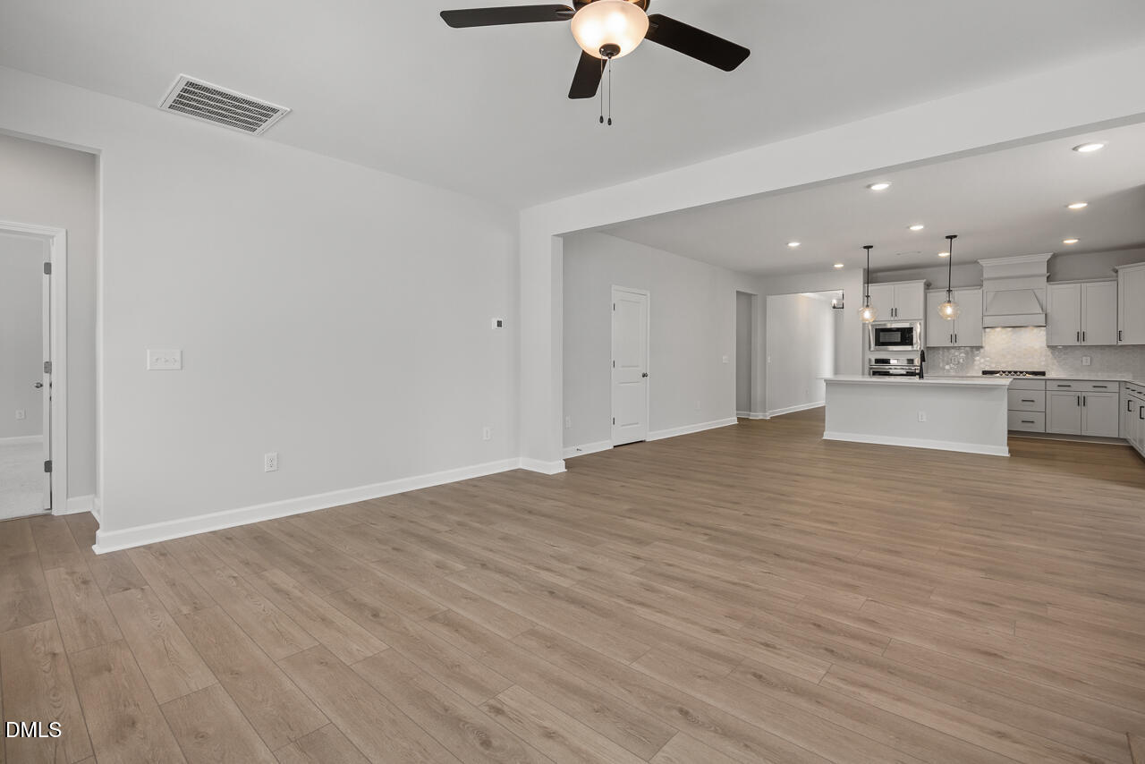 704 Dragonfly Pond Way Property Photo 13