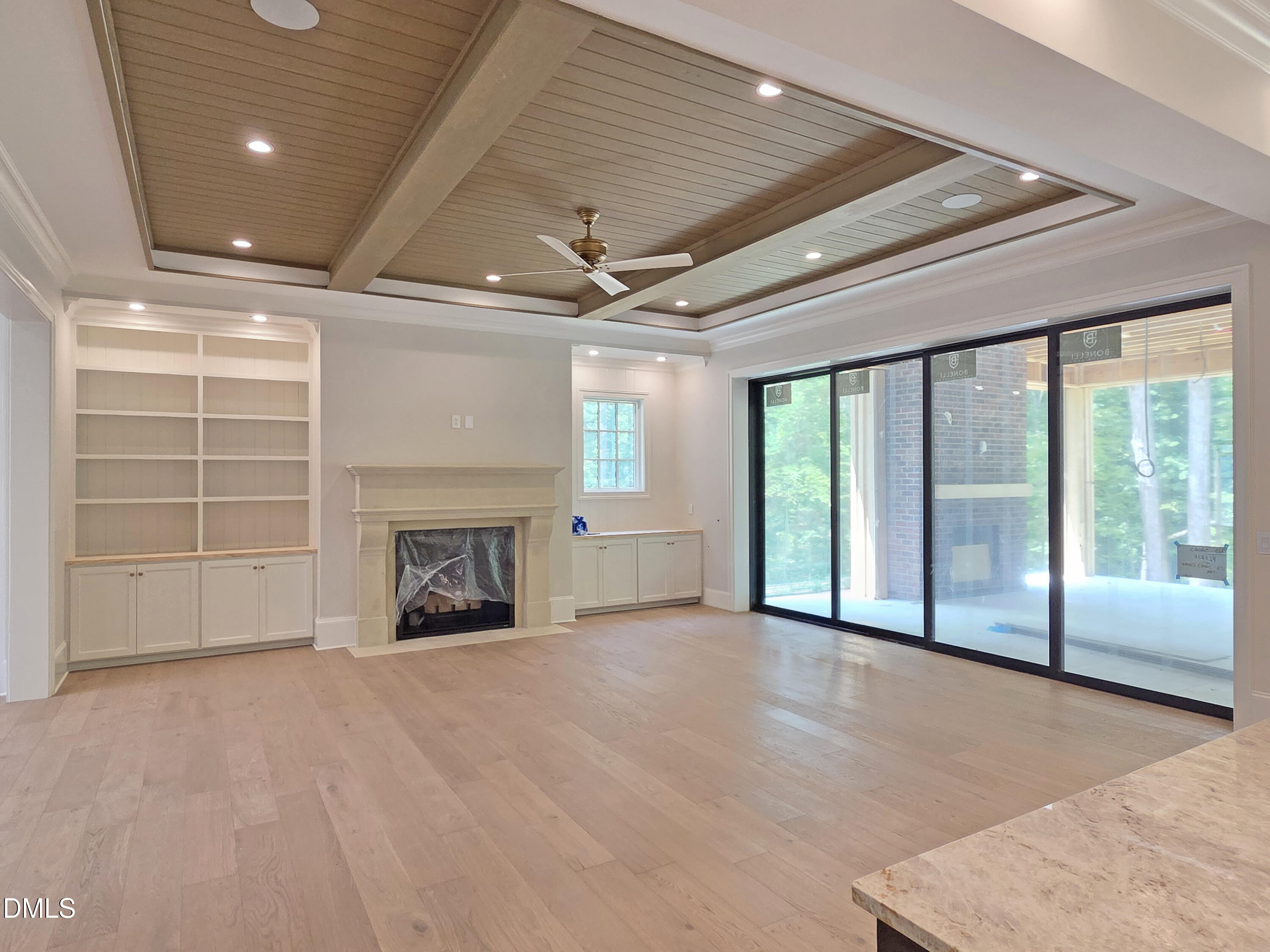 6477 Sanctuary Falls Drive Property Photo 6