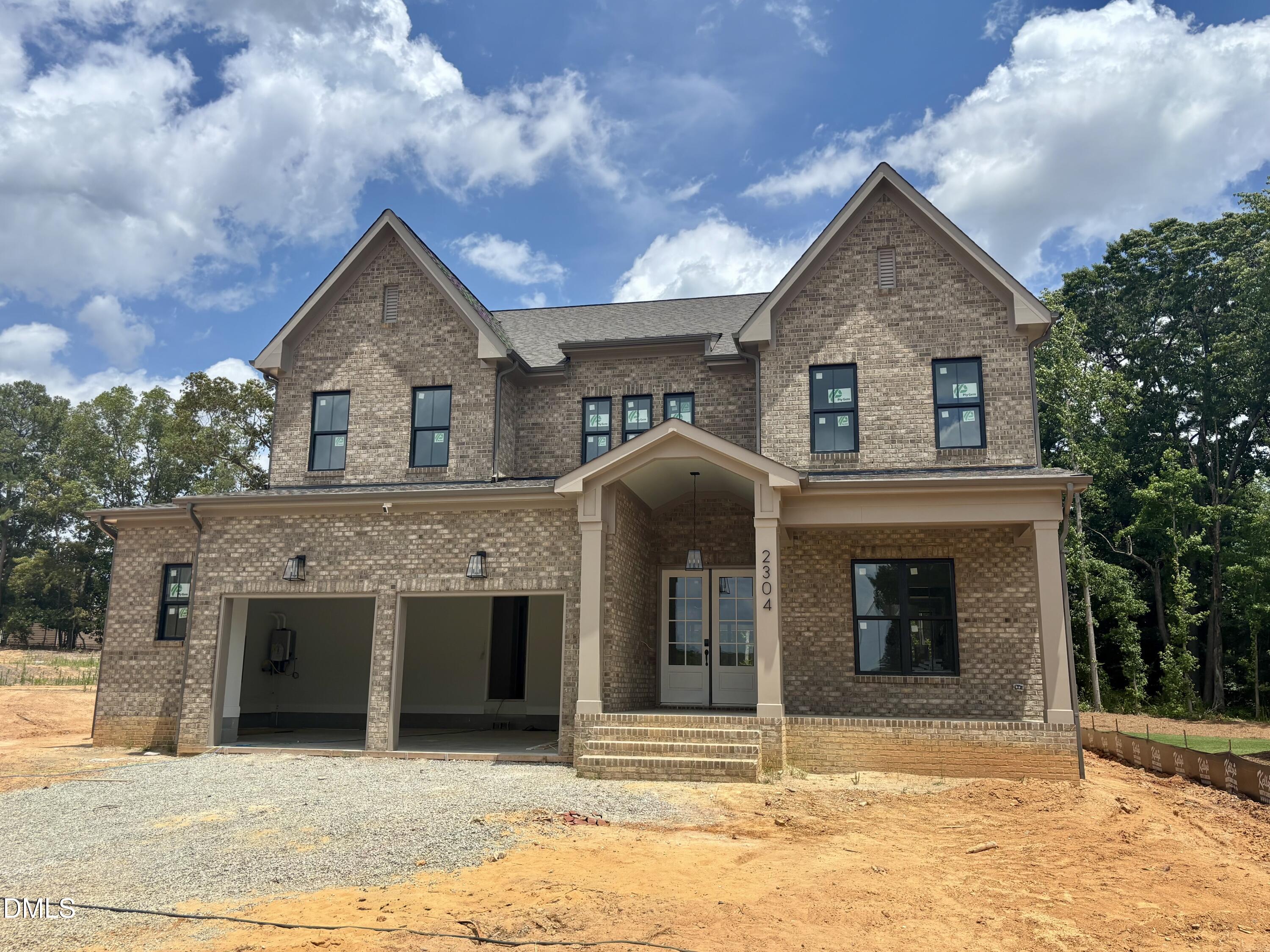 2304 Hilltop Bluffs Court