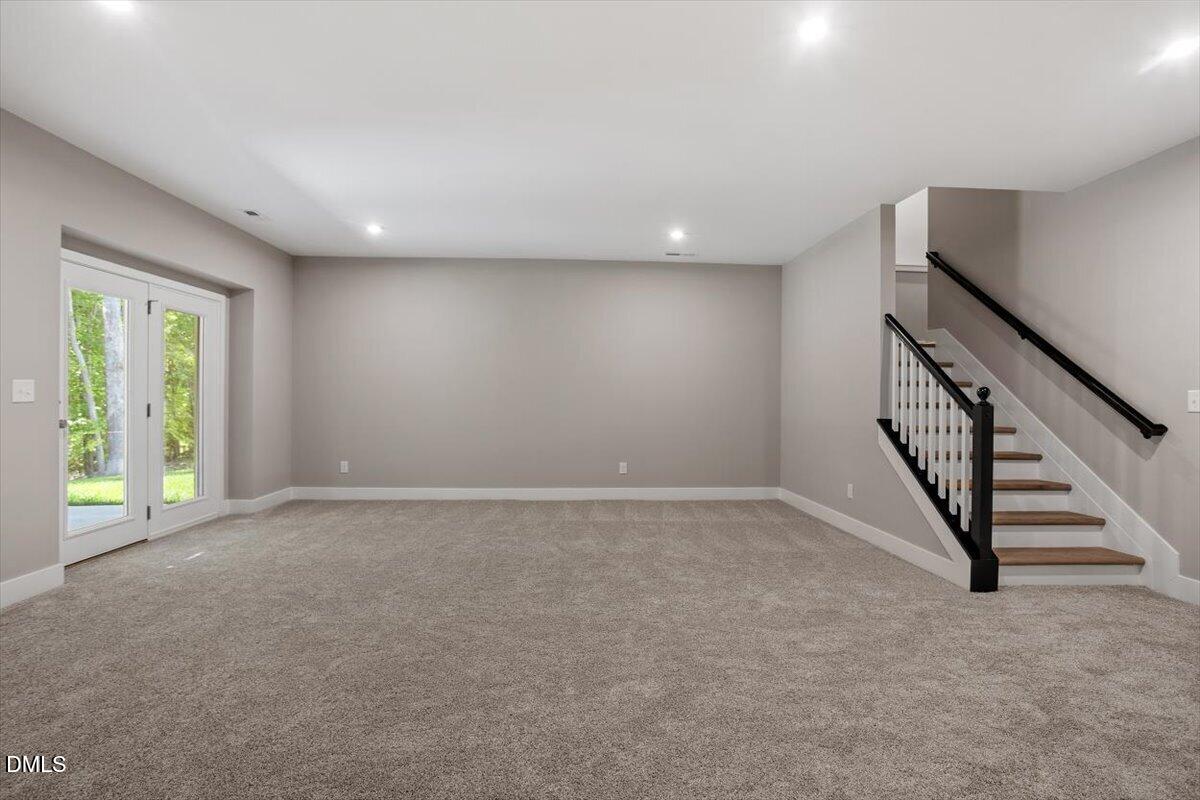 124 Ogden Circle Property Photo 29