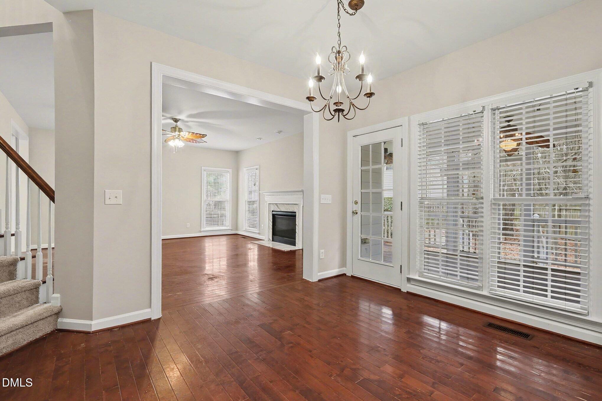 6101 Tiffield Way Property Photo 12