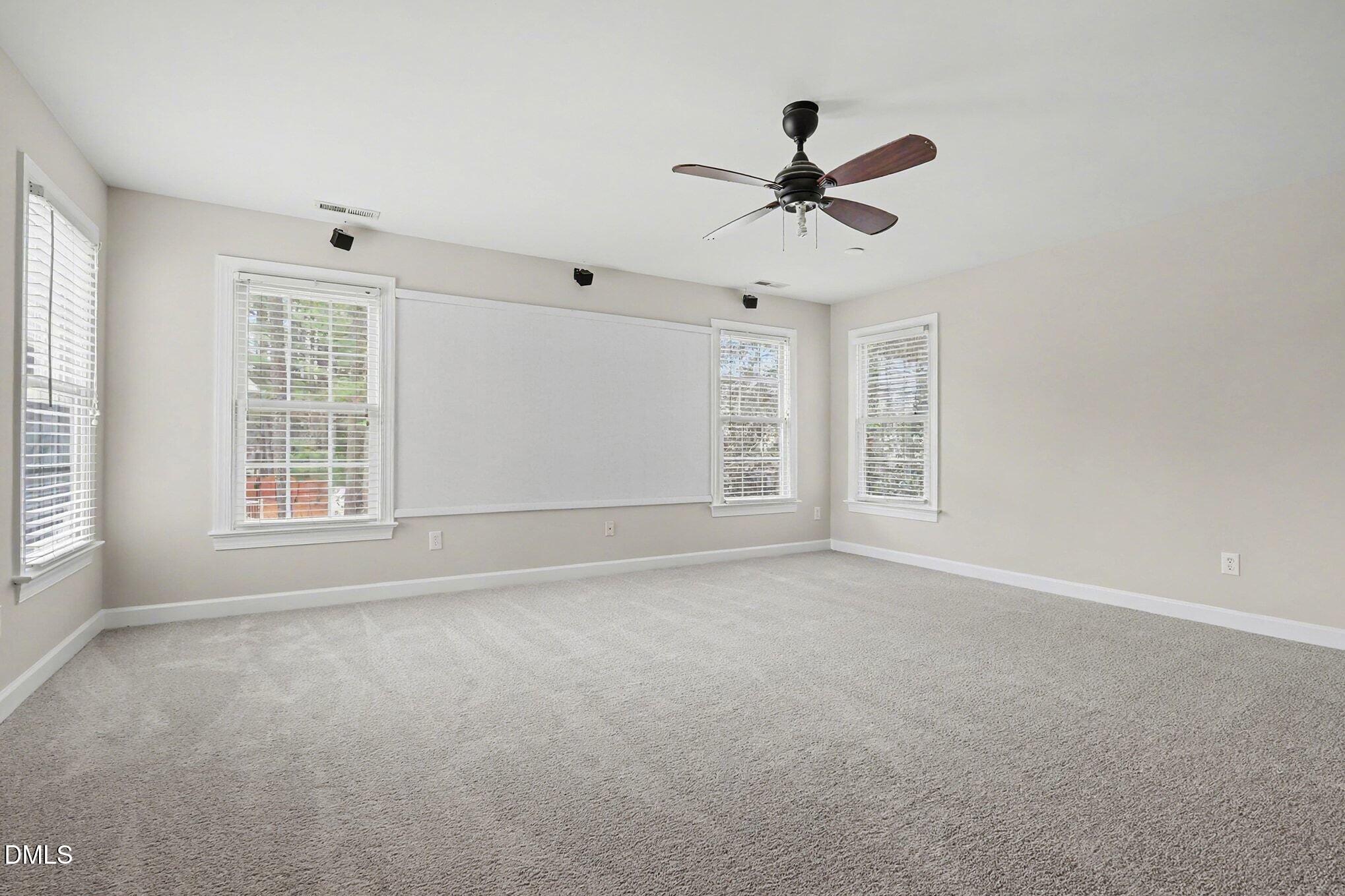 6101 Tiffield Way Property Photo 19