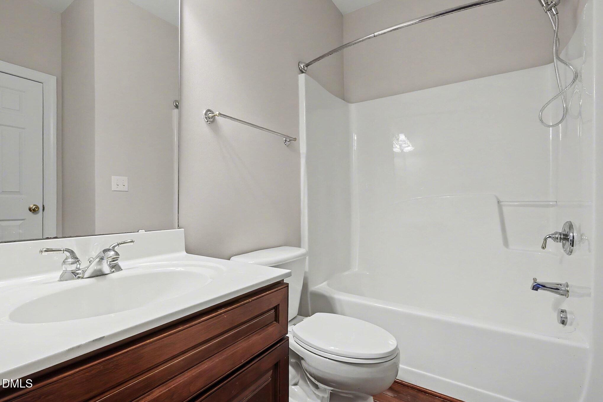 6101 Tiffield Way Property Photo 22