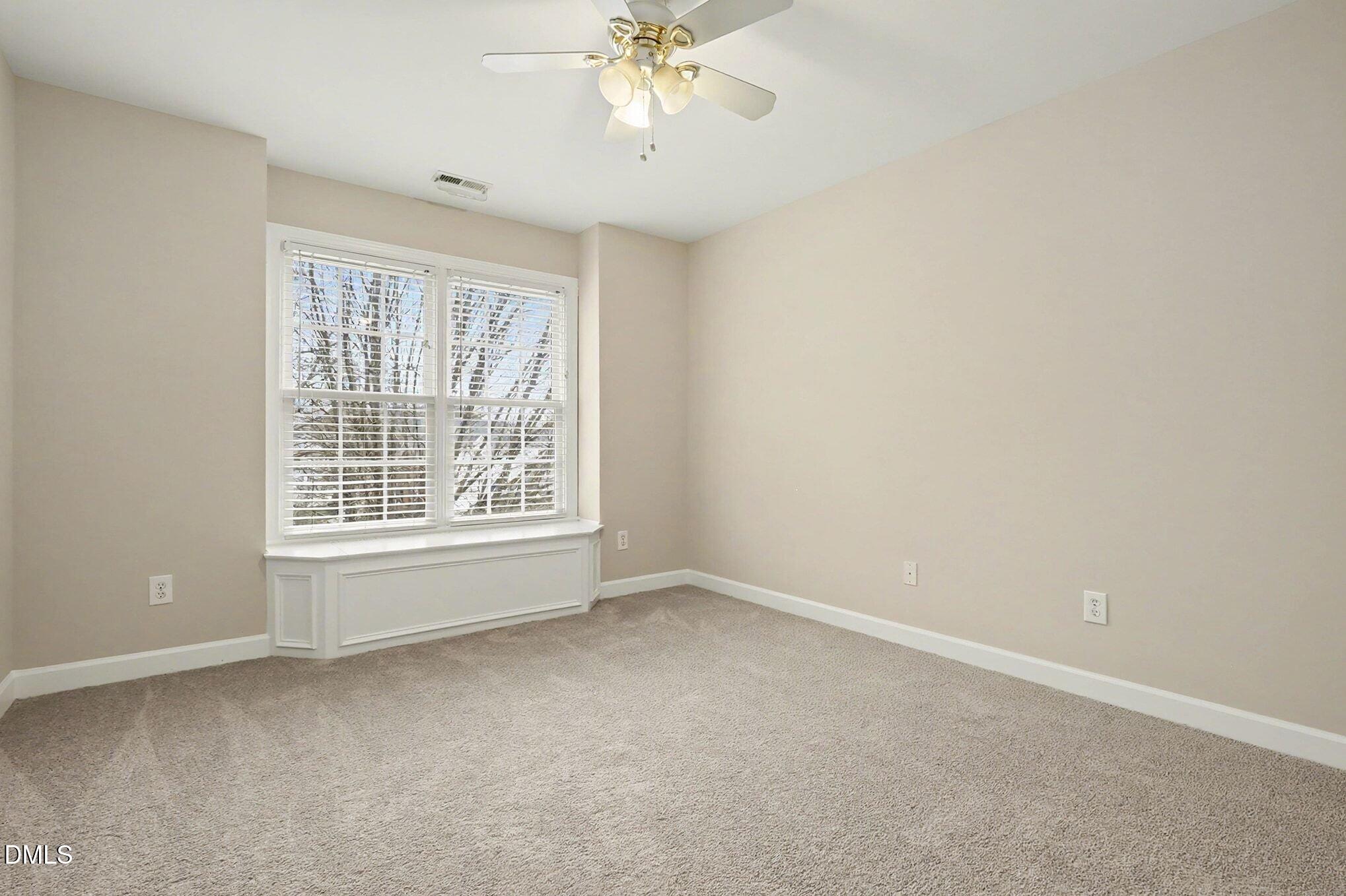 6101 Tiffield Way Property Photo 29