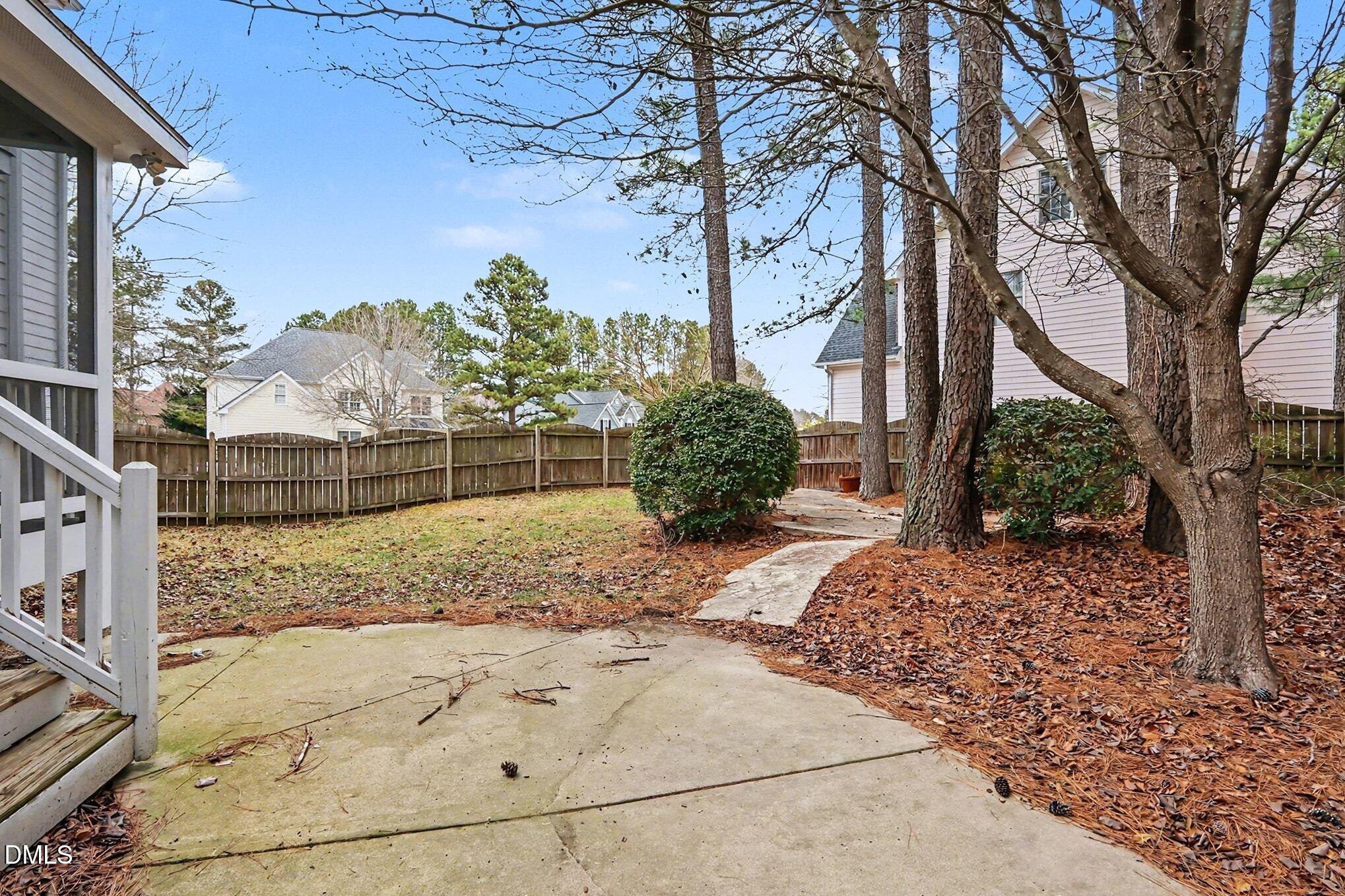 6101 Tiffield Way Property Photo 36