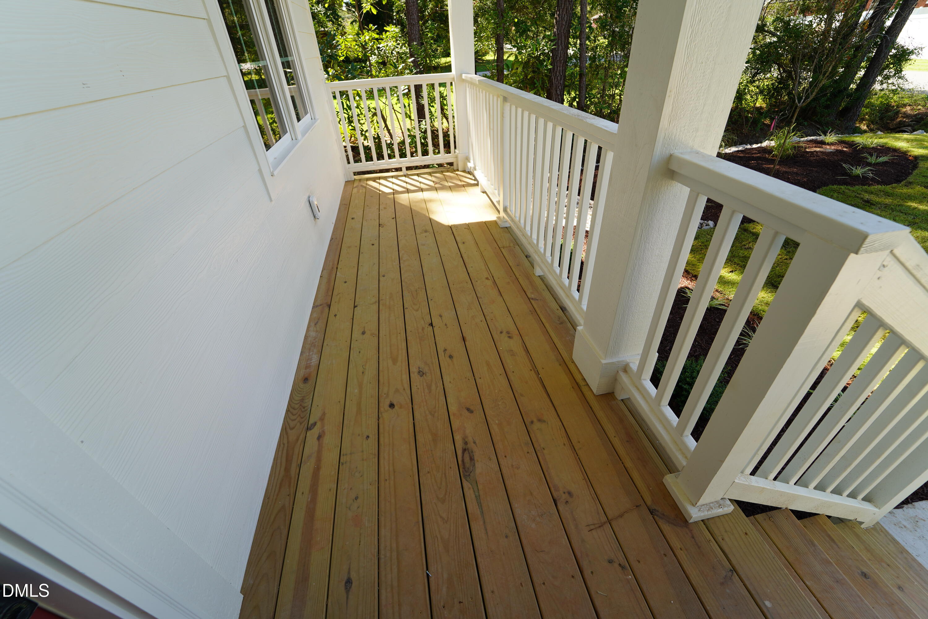 209 W Franklin Street Property Photo 6