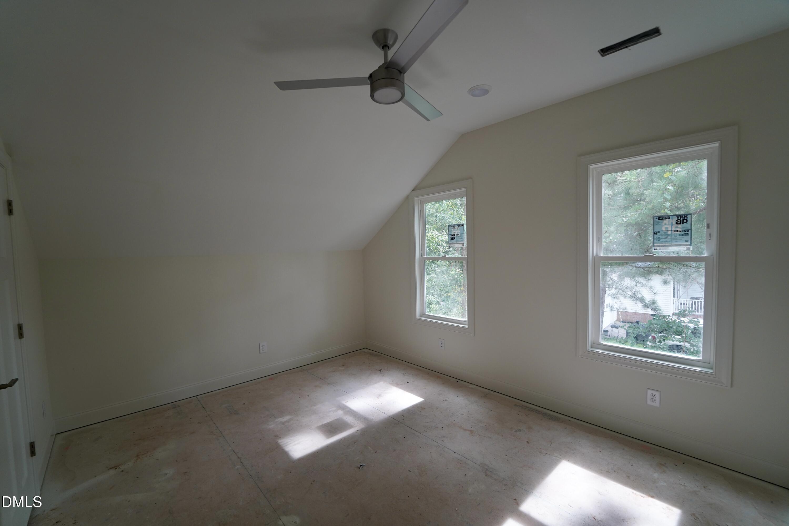 209 W Franklin Street Property Photo 17
