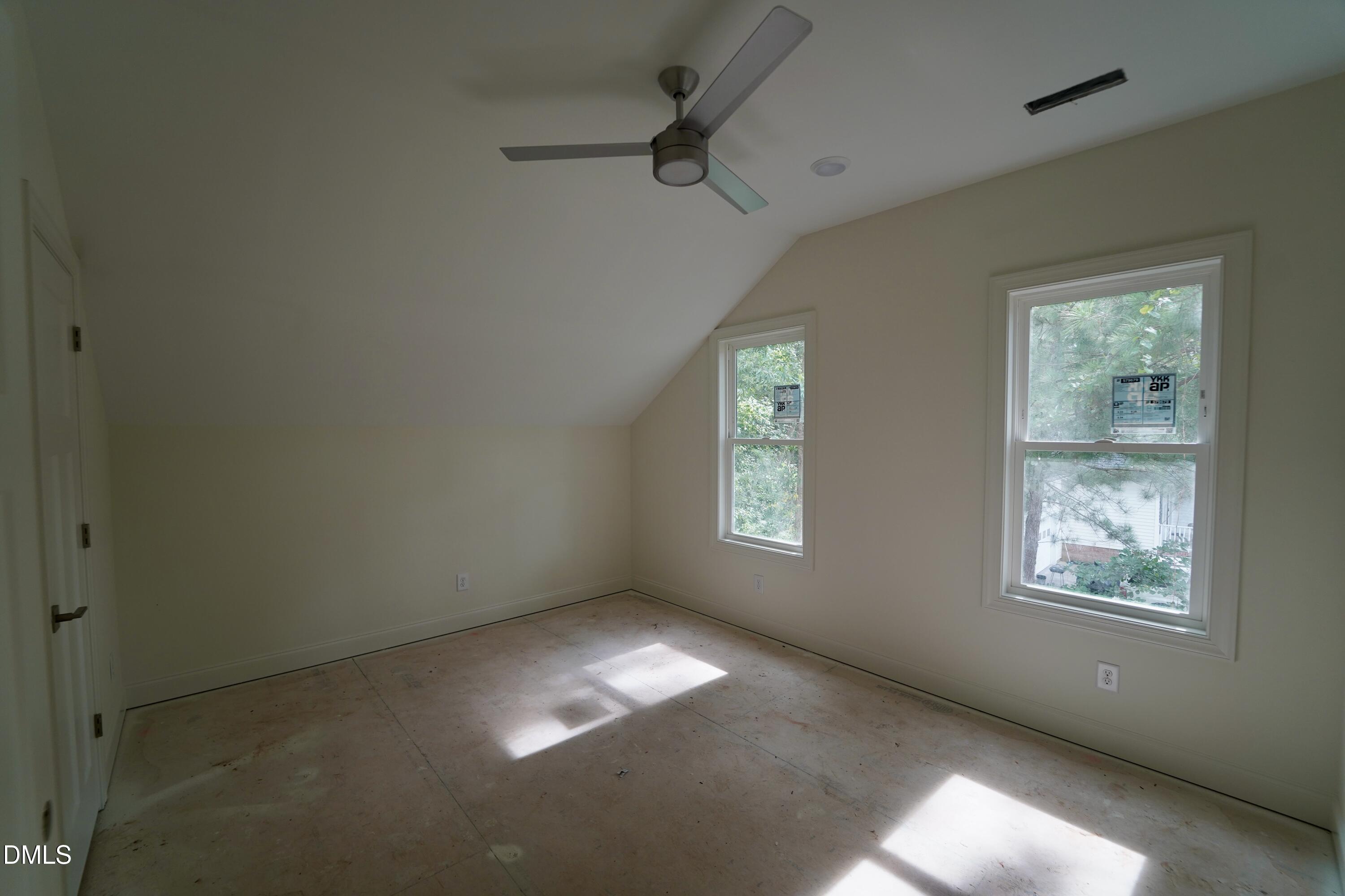 209 W Franklin Street Property Photo 19