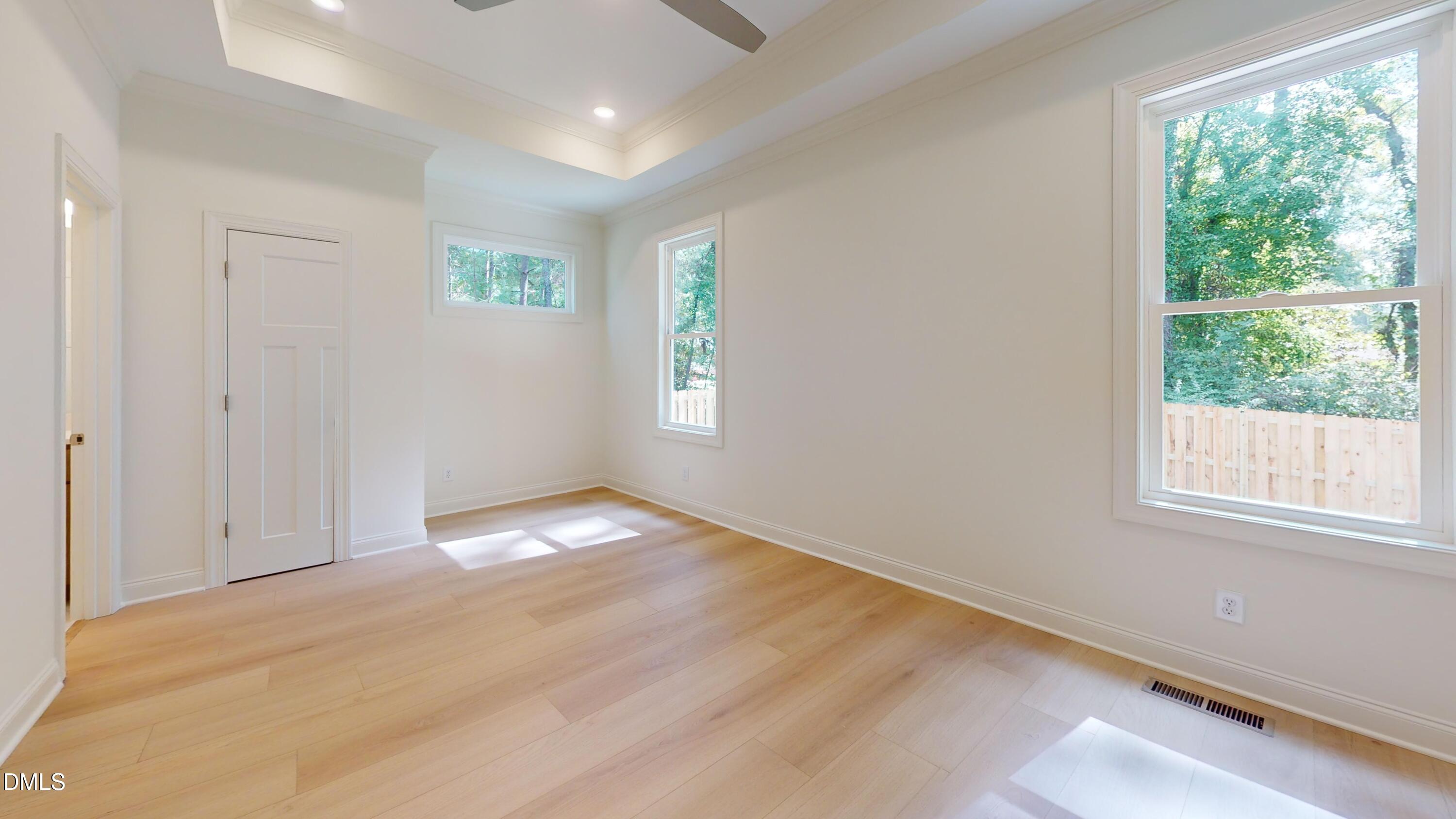 209 W Franklin Street Property Photo 31