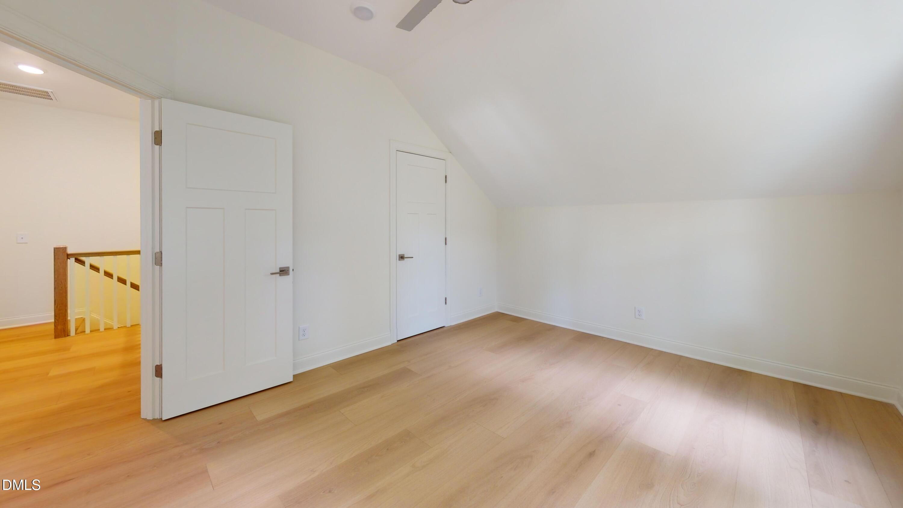209 W Franklin Street Property Photo 36
