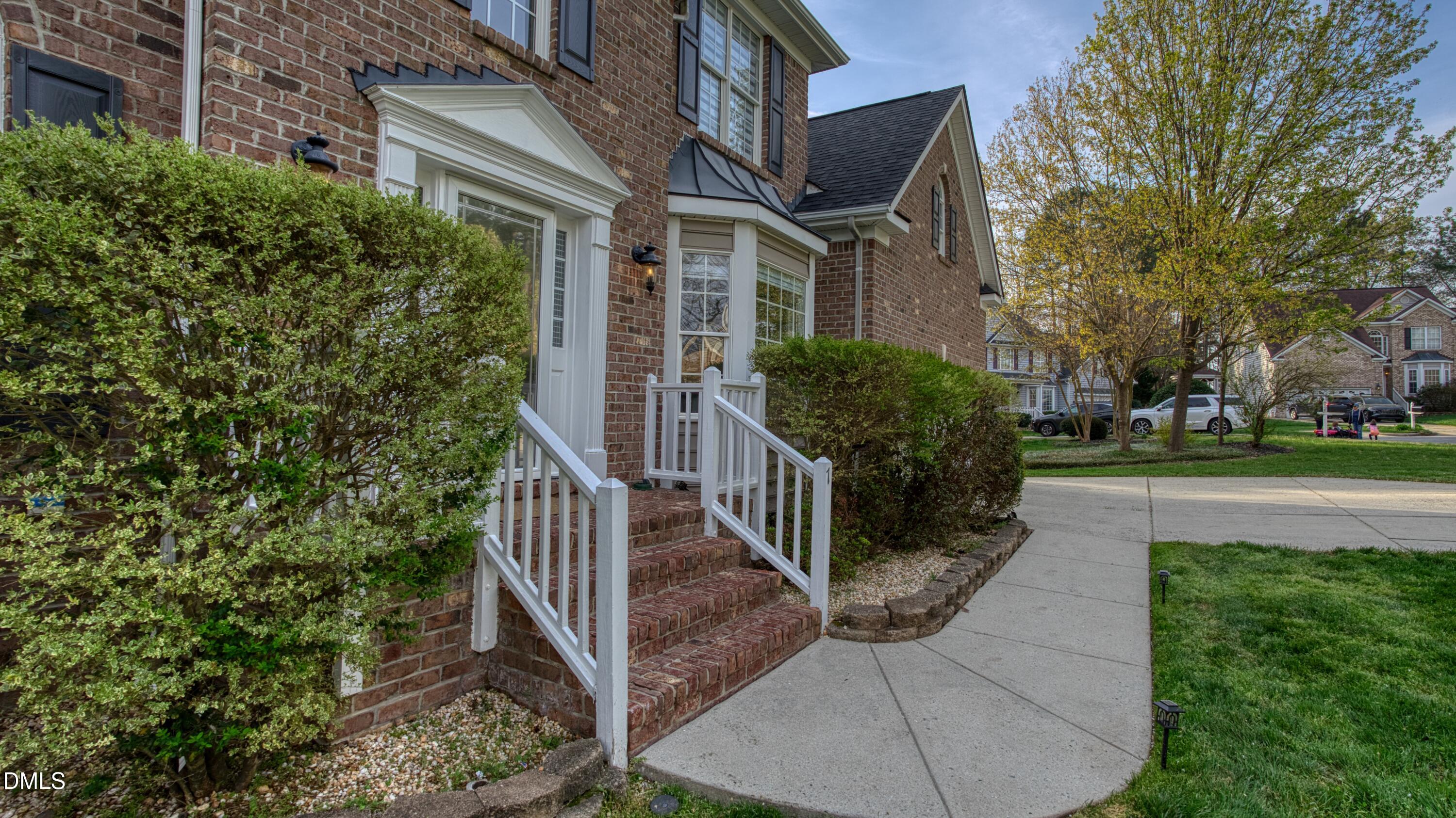 7 Monteith Court Property Photo 1