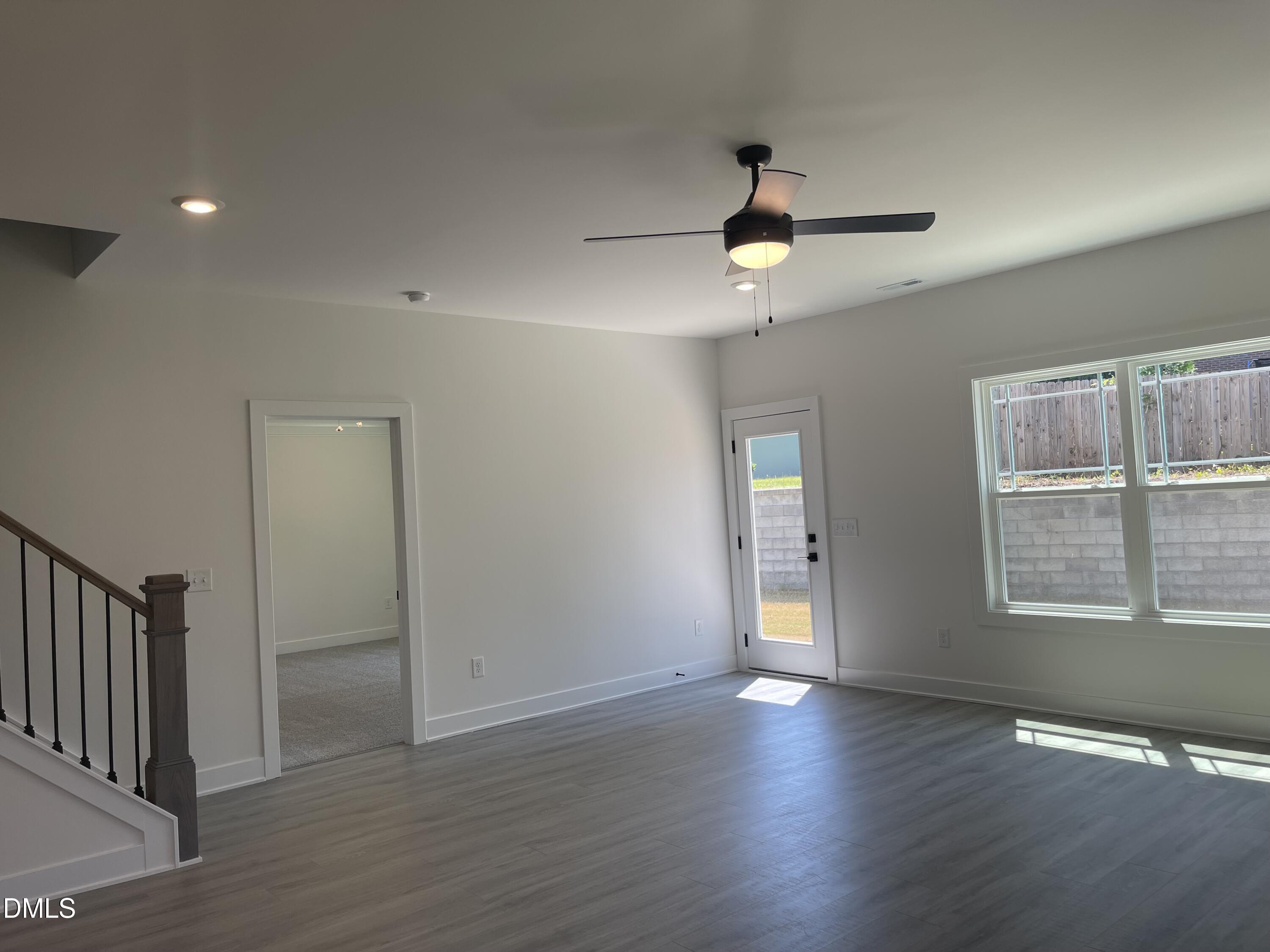 526 Middleton Court Property Photo 8