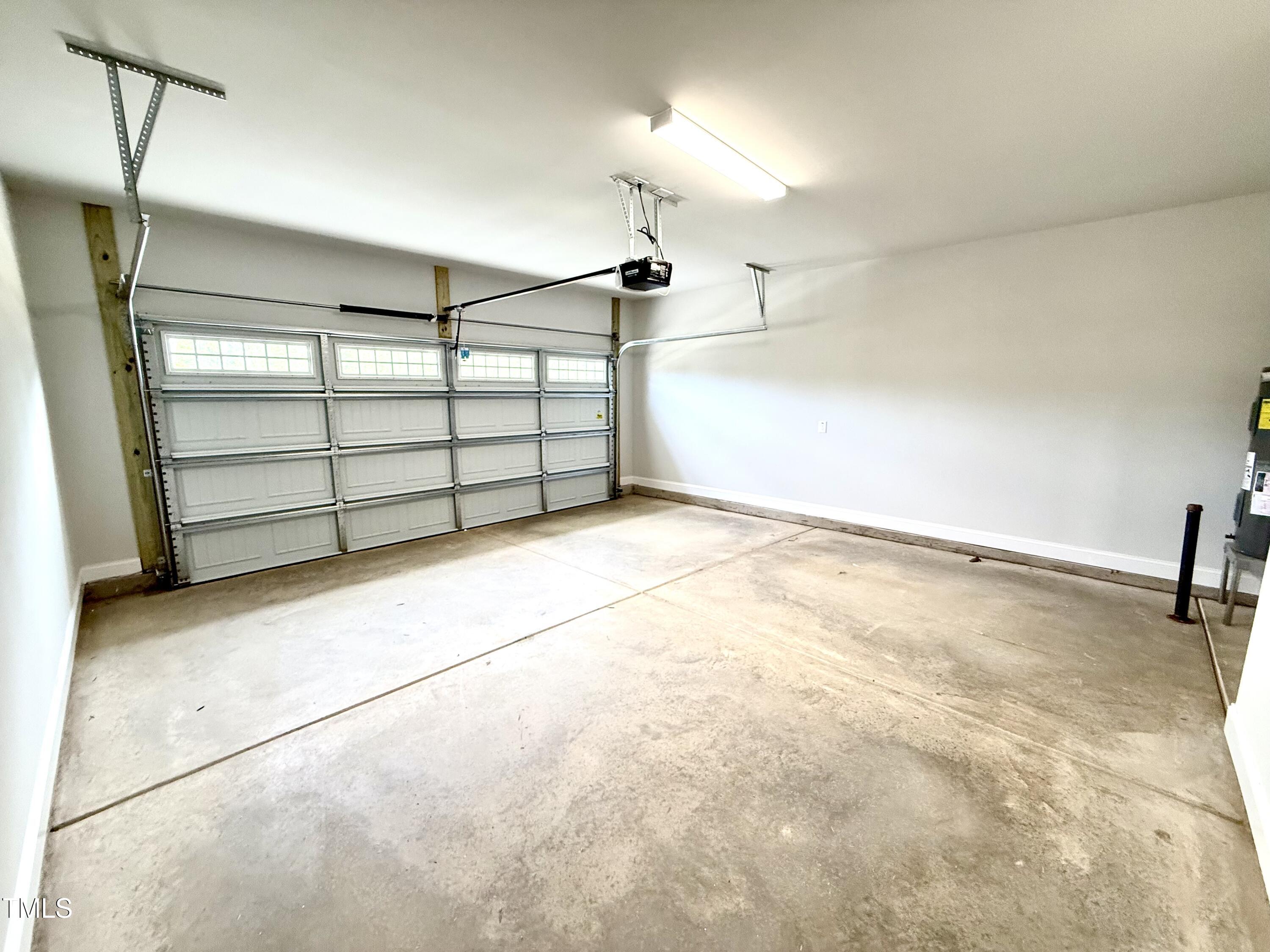 526 Middleton Court Property Photo 44