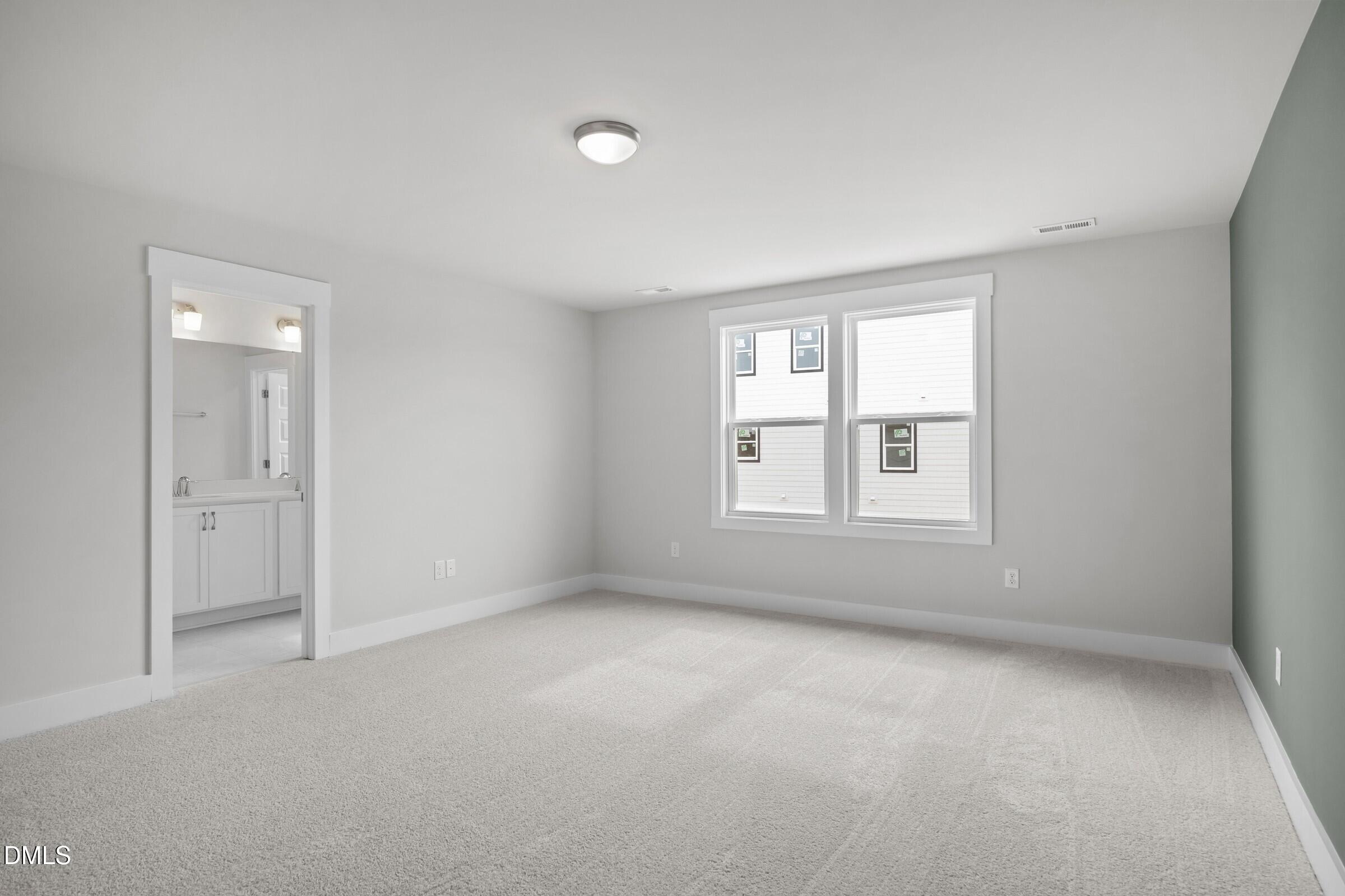 803 Central Park Drive Property Photo 18