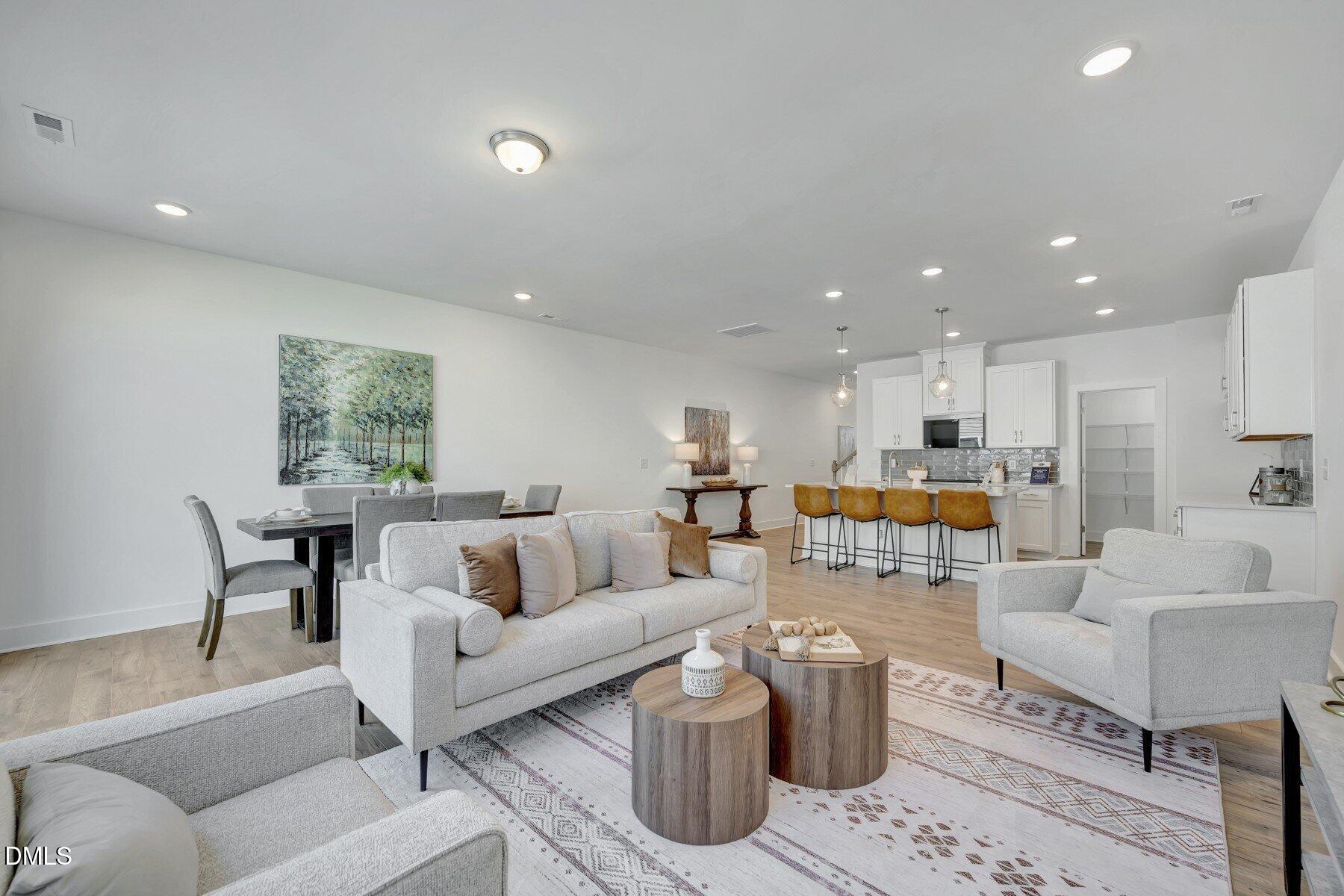 27 Ara Court 206 Property Photo 1