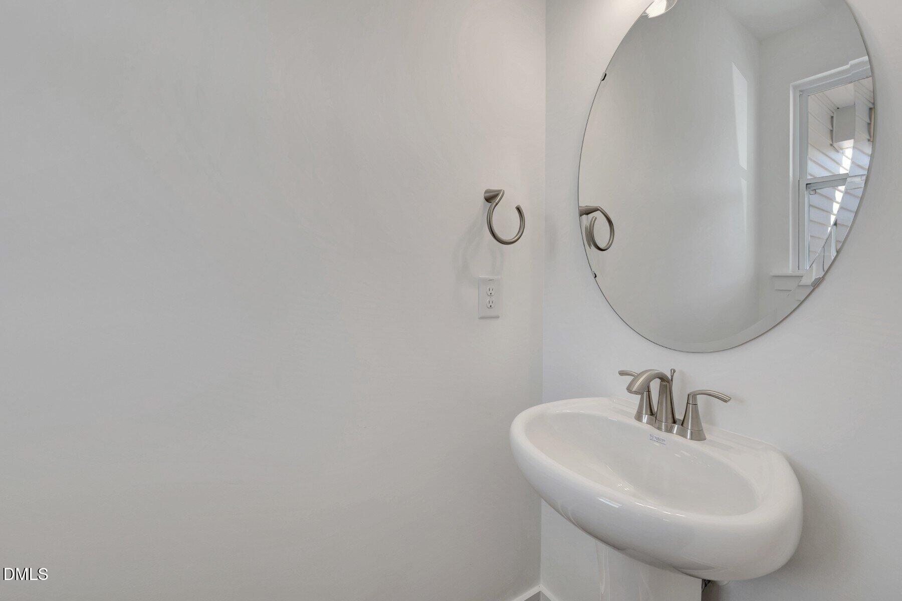 27 Ara Court 206 Property Photo 19