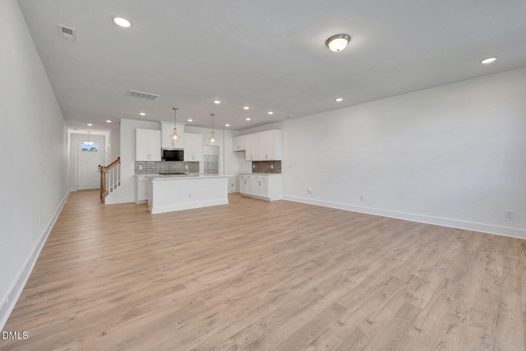 27 Ara Court 206 Property Photo 23