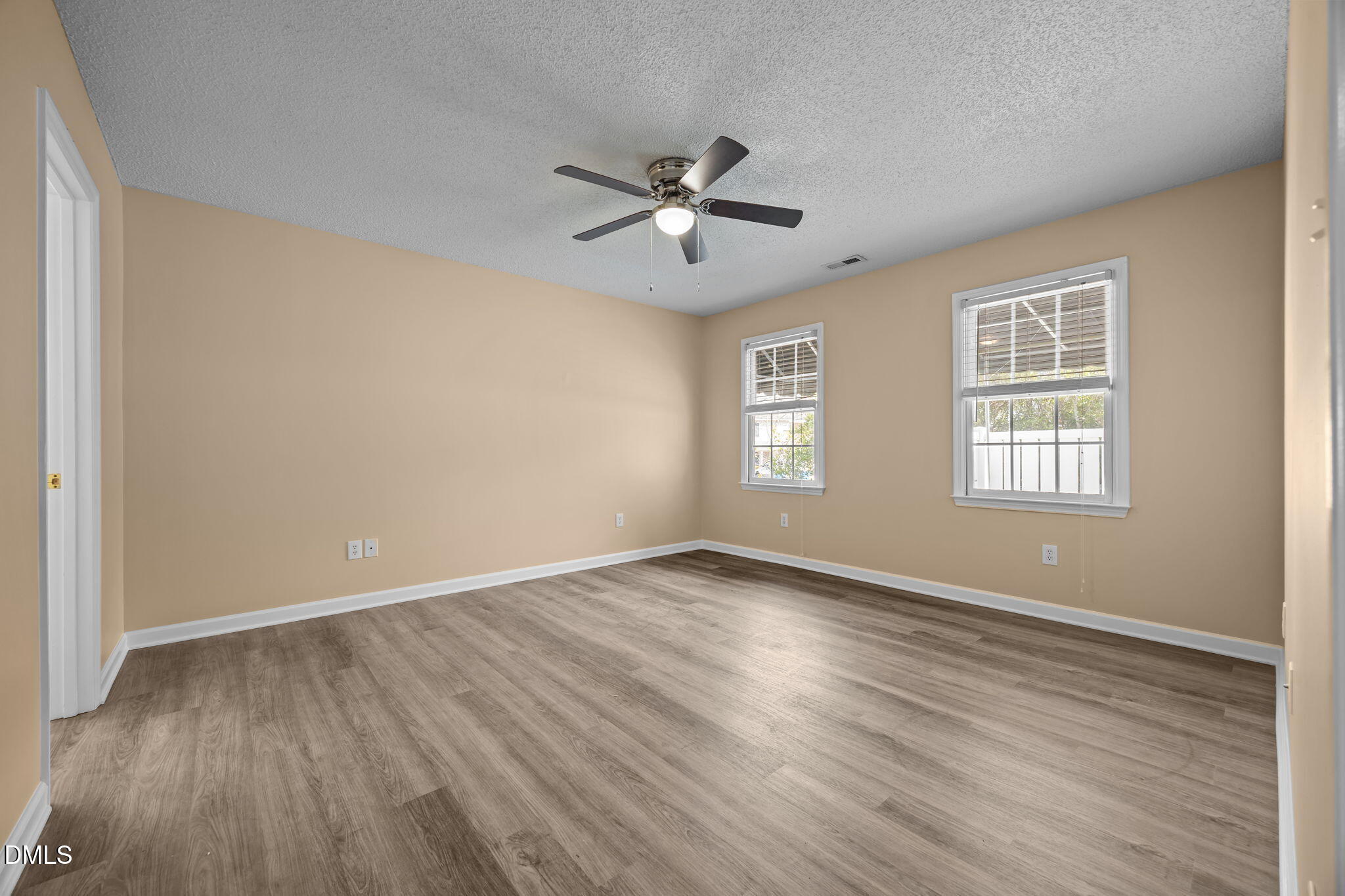 101 Fairwoods Court Property Photo 2
