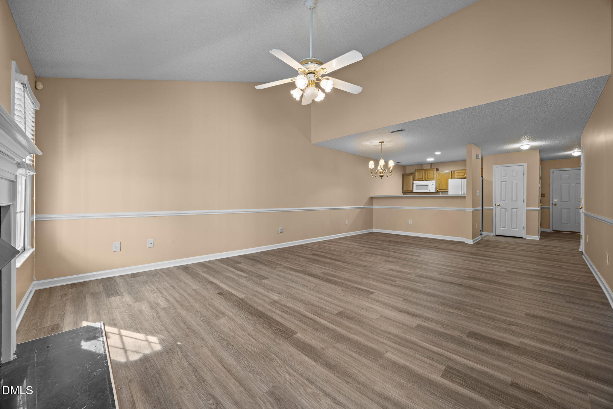101 Fairwoods Court Property Photo 11